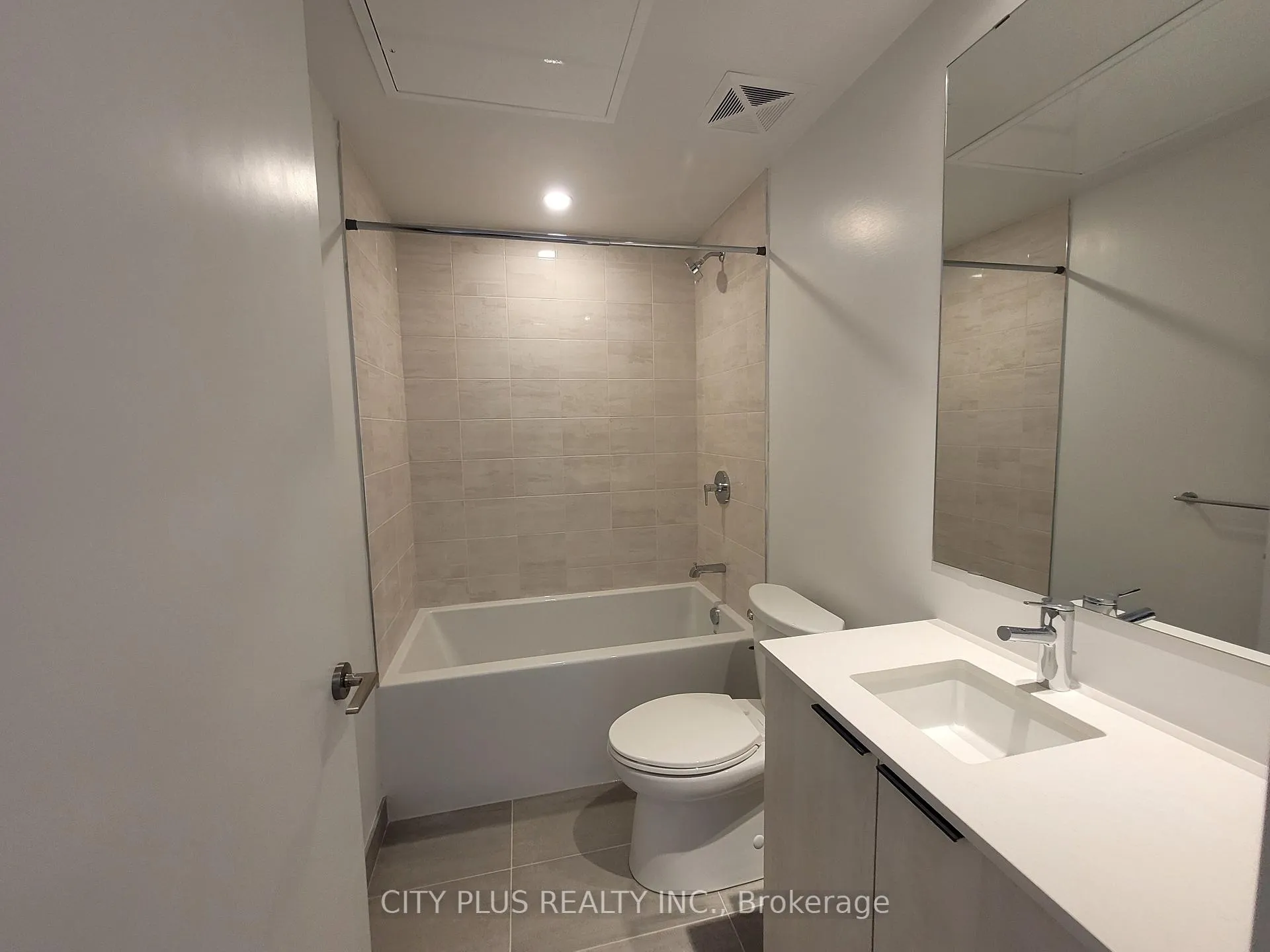Photo 7 of Unit 405, 50 Power Street, Toronto, Moss Park — HOMEH