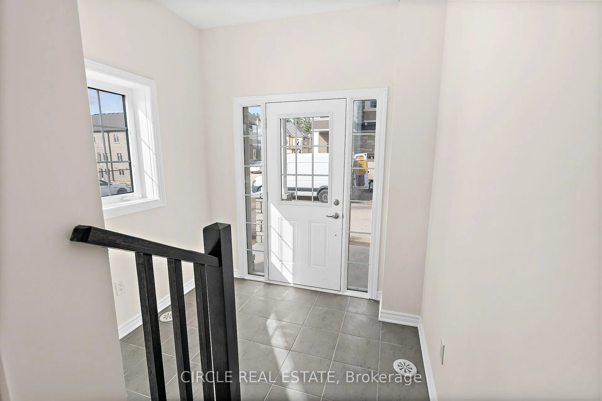 Photo 3 of Unit 28, 305 Garner Road, Hamilton, Ancaster — HOMEH