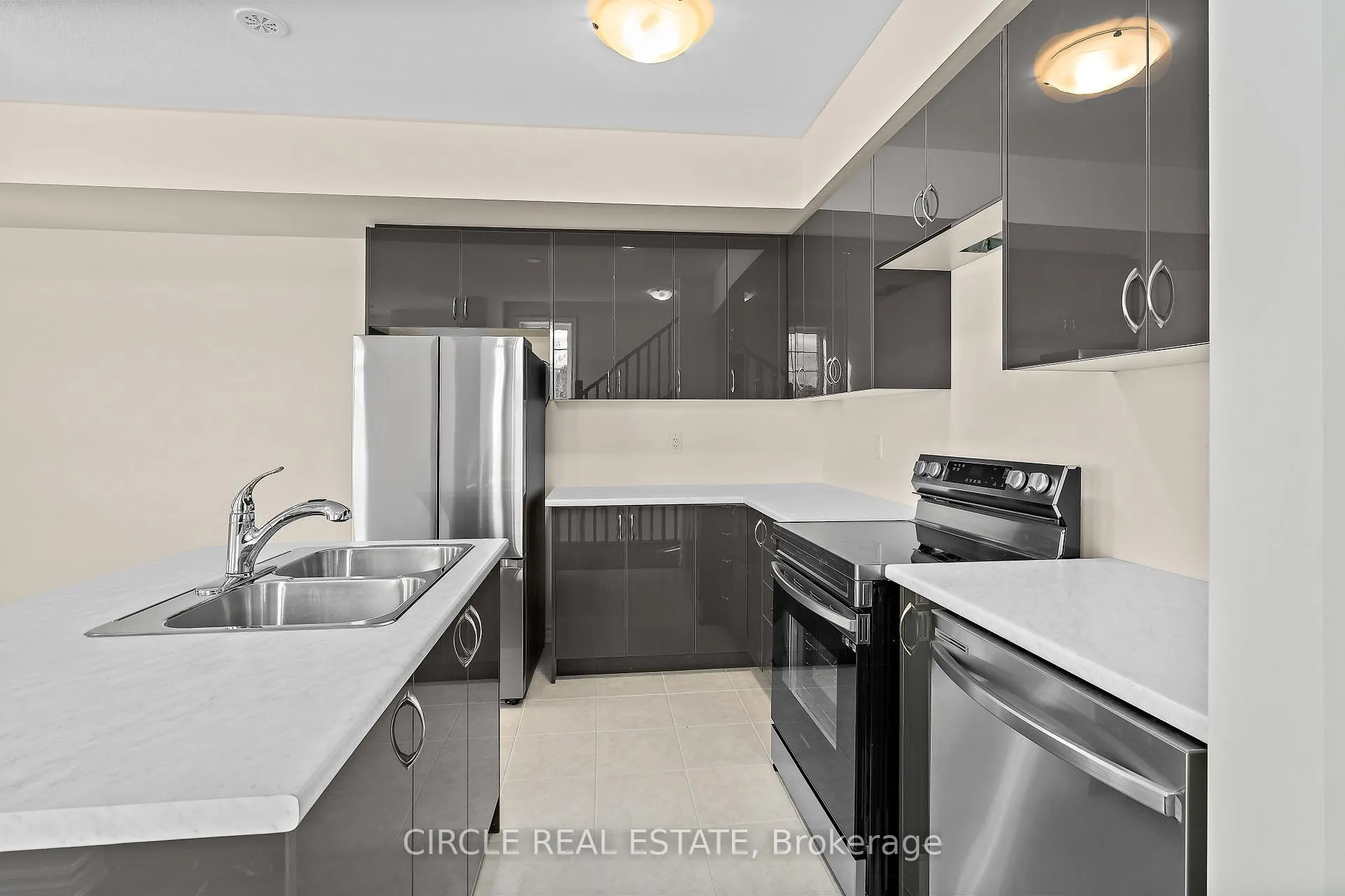 Photo 9 of Unit 28, 305 Garner Road, Hamilton, Ancaster — HOMEH