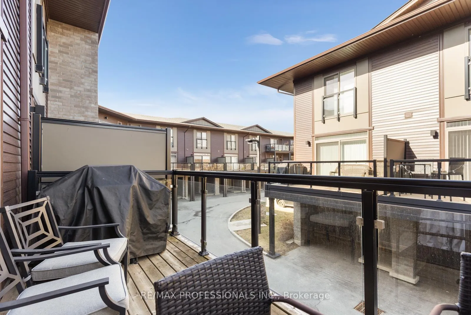 Photo 16 of Unit 8, 23 Echovalley Drive, Hamilton, Stoney Creek Mountain — HOMEH