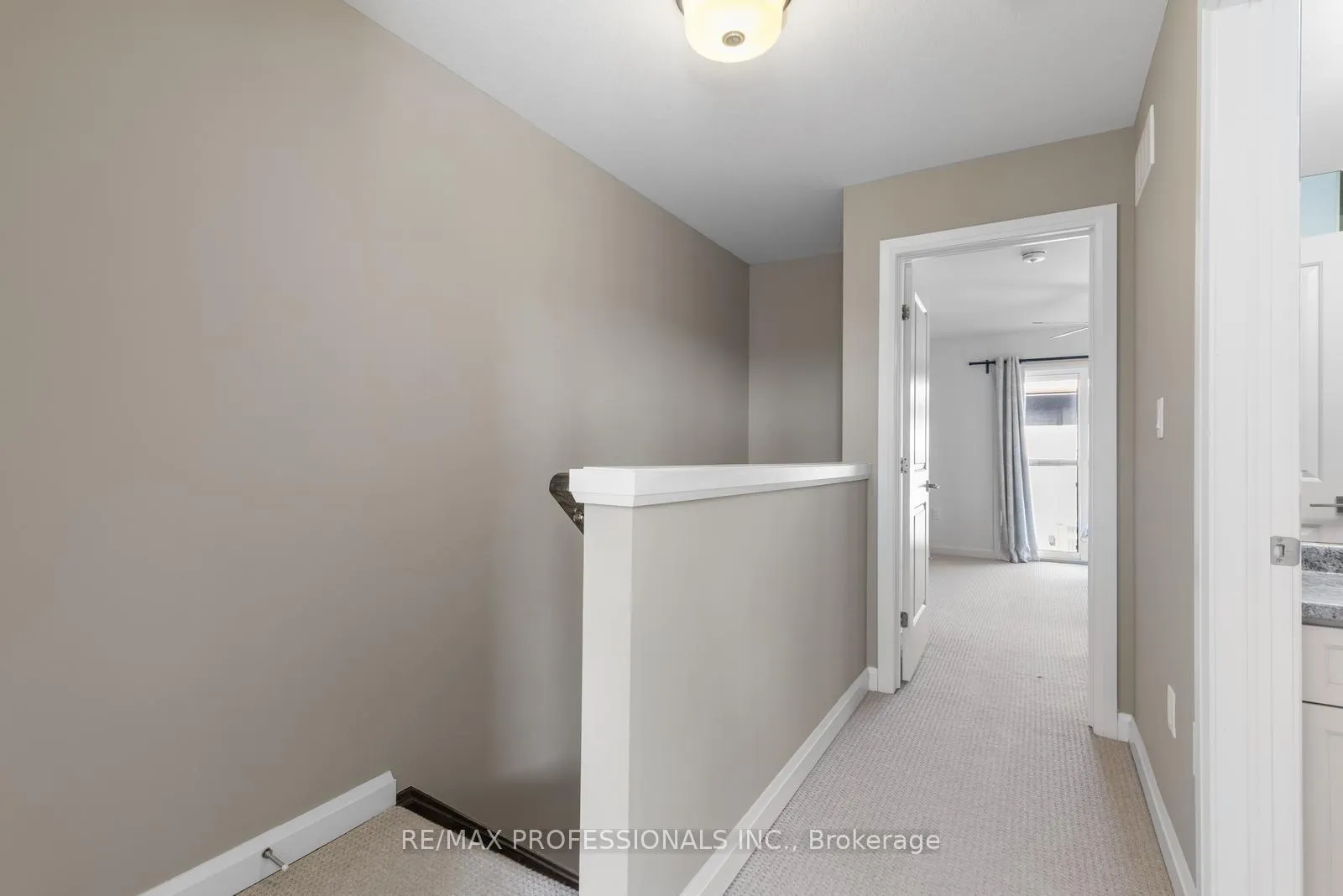 Photo 20 of Unit 8, 23 Echovalley Drive, Hamilton, Stoney Creek Mountain — HOMEH