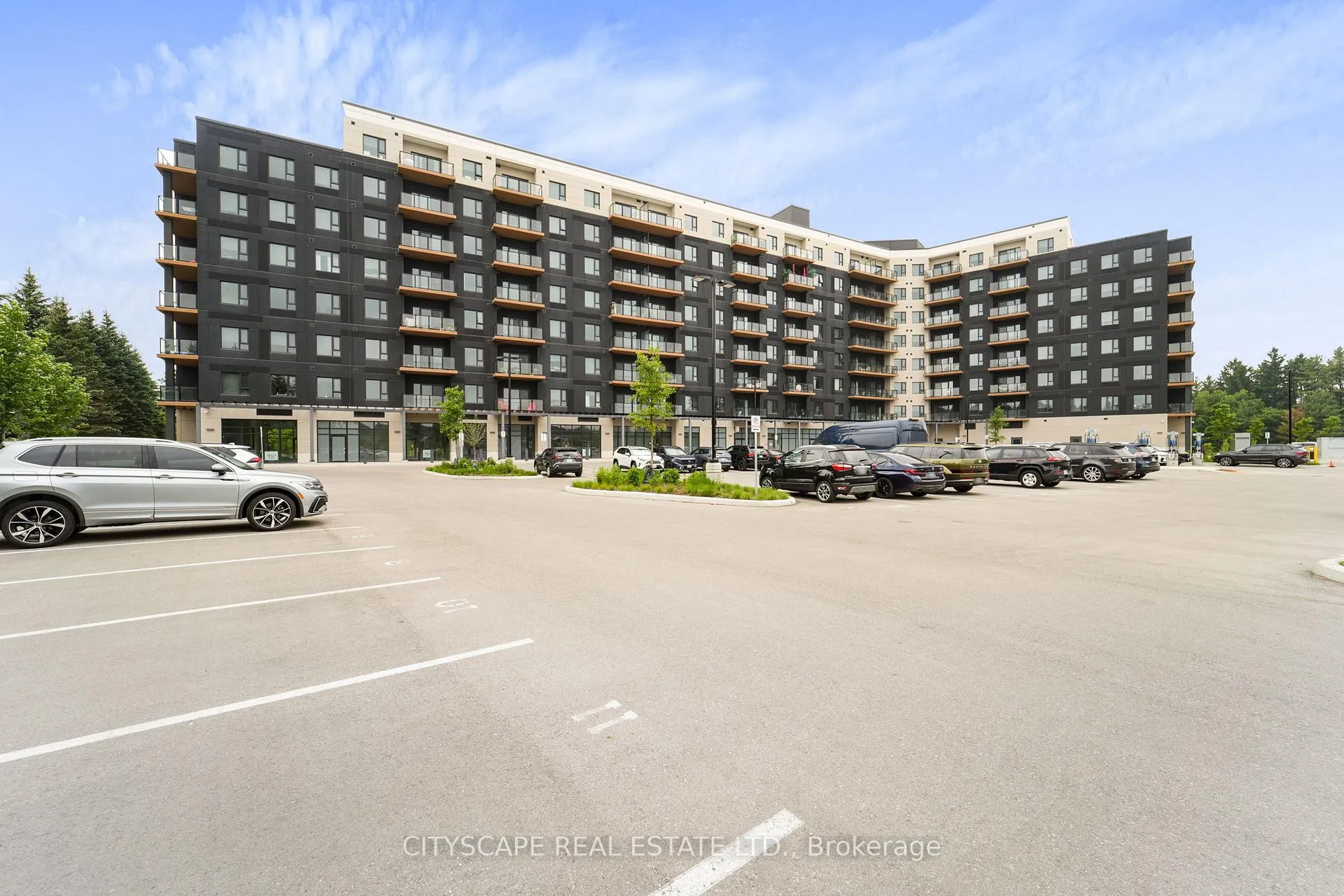 Photo 4 of Unit 802, 525 New Dundee Road, Kitchener — HOMEH