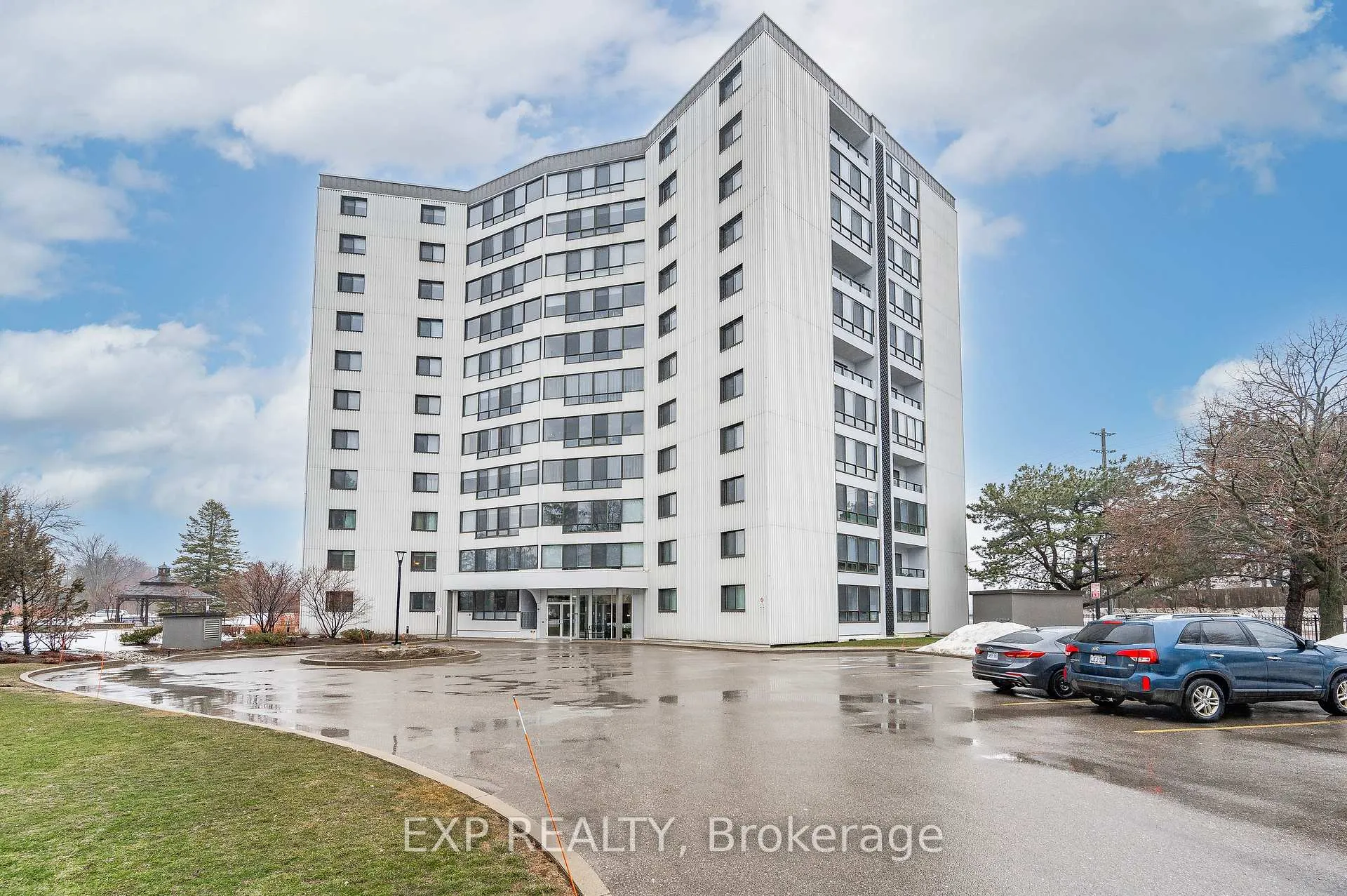 Photo 5 of Unit 1106, 250 Glenridge Drive S, Waterloo, Lincoln Village — HOMEH