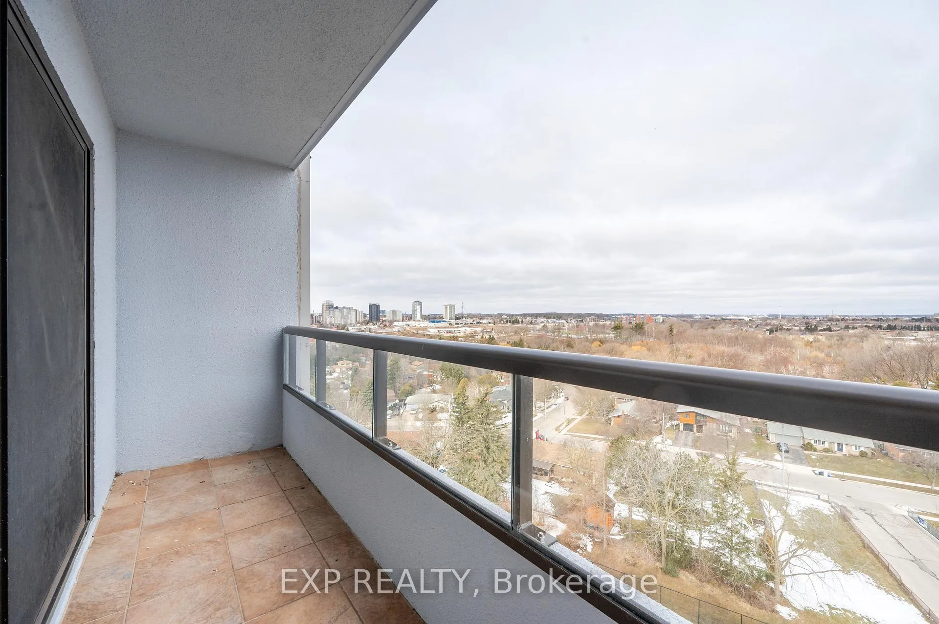 Photo 14 of Unit 1106, 250 Glenridge Drive S, Waterloo, Lincoln Village — HOMEH