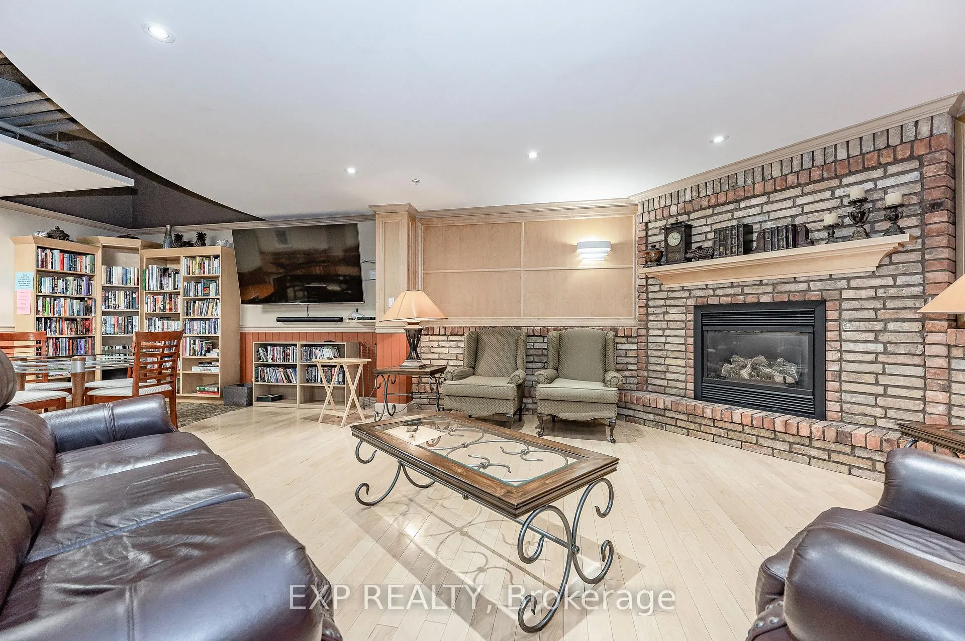 Photo 44 of Unit 1106, 250 Glenridge Drive S, Waterloo, Lincoln Village — HOMEH