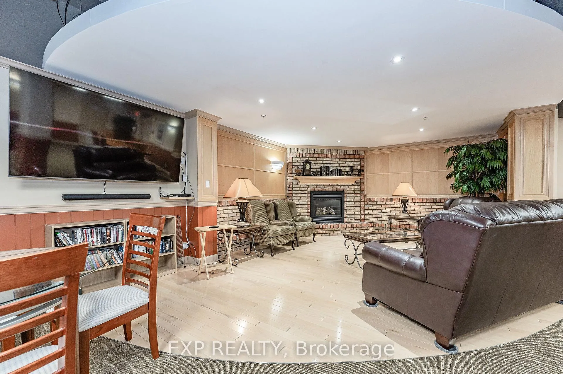 Photo 45 of Unit 1106, 250 Glenridge Drive S, Waterloo, Lincoln Village — HOMEH