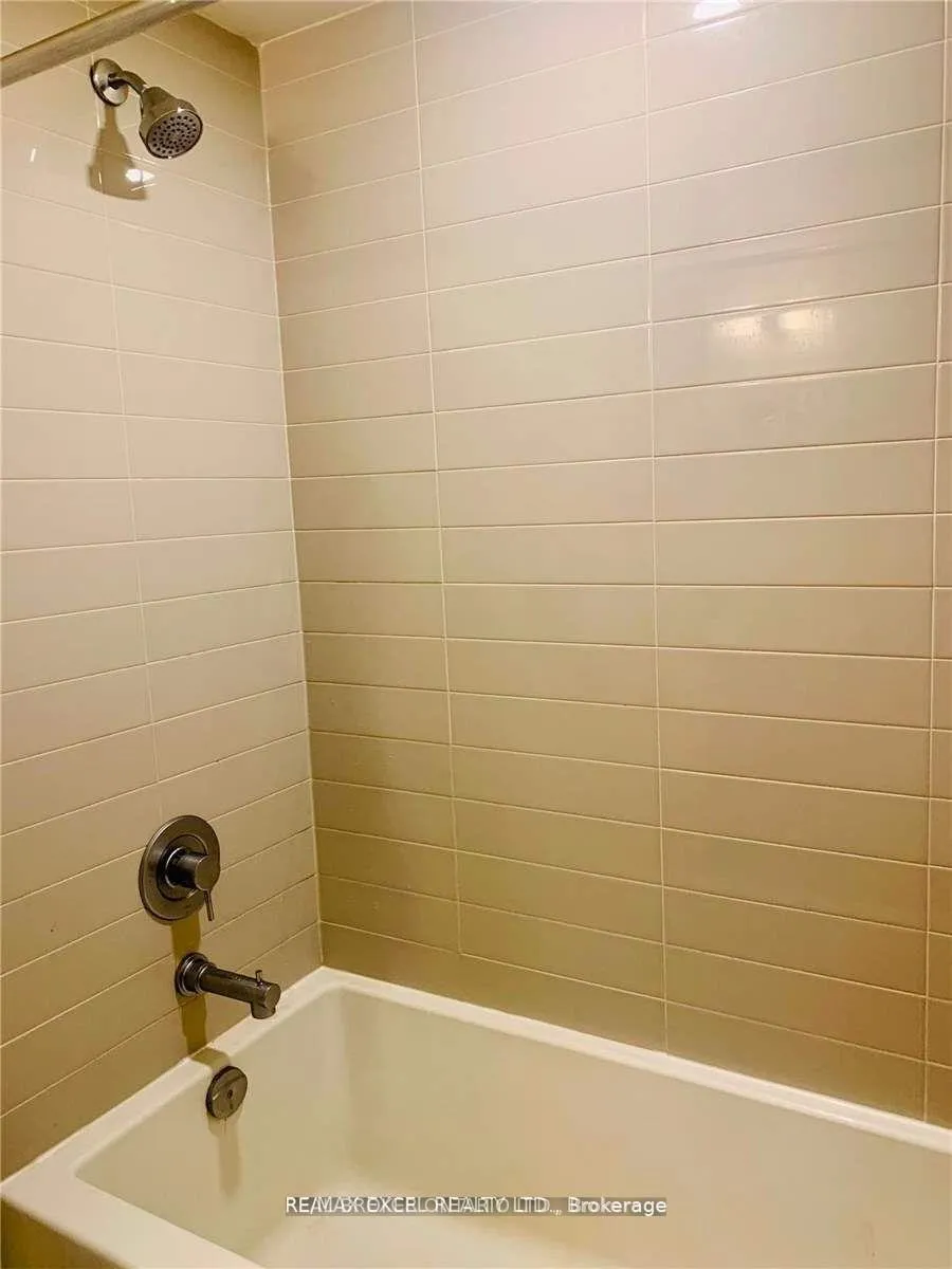 Photo 7 of Unit 531, 576 Front Street W, Toronto, Waterfront Communities — HOMEH