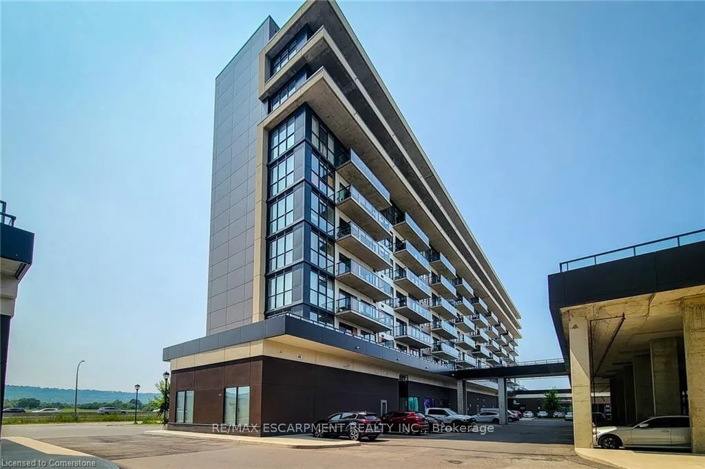 Photo 2 of Unit 203, 560 North Service Road, Grimsby, Grimsby Beach — HOMEH