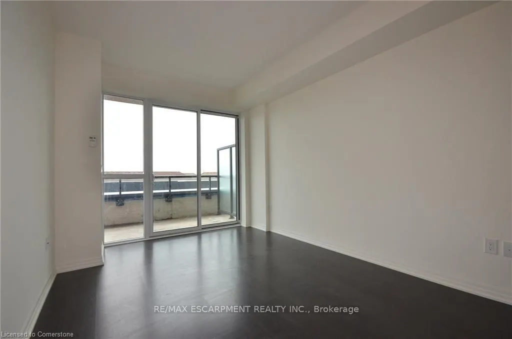 Photo 14 of Unit 203, 560 North Service Road, Grimsby, Grimsby Beach — HOMEH
