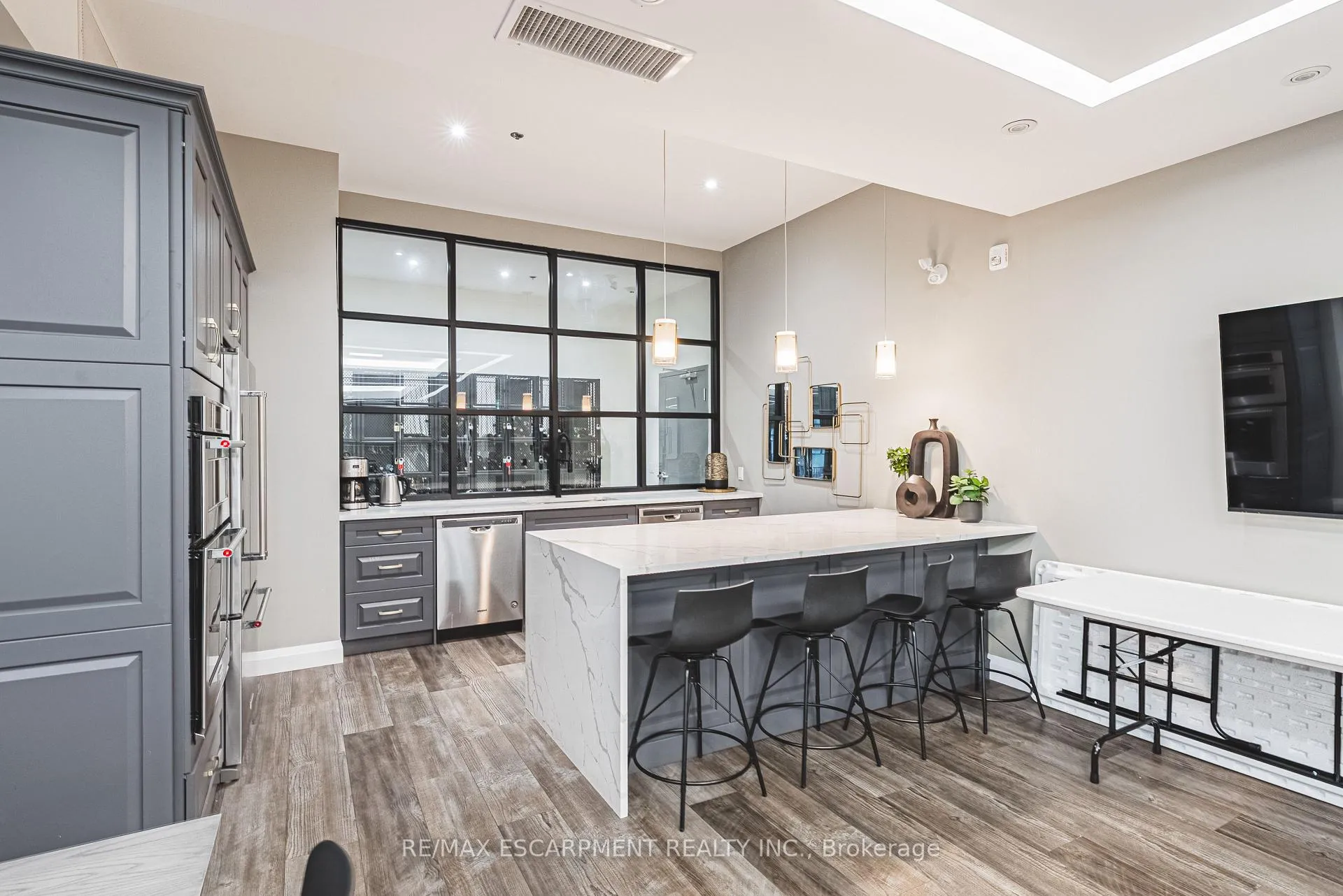 Photo 21 of Unit 215, 1 Redfern Avenue, Hamilton, Mountview — HOMEH