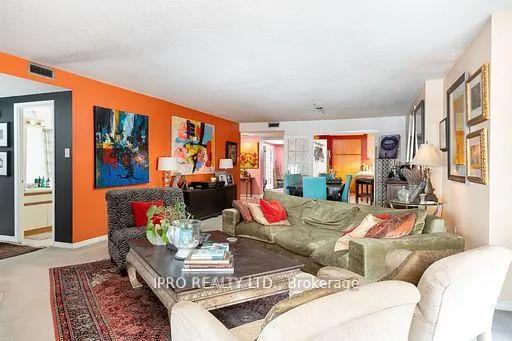 Photo 4 of Unit 906, 160 Frederick Street, Toronto, Moss Park — HOMEH