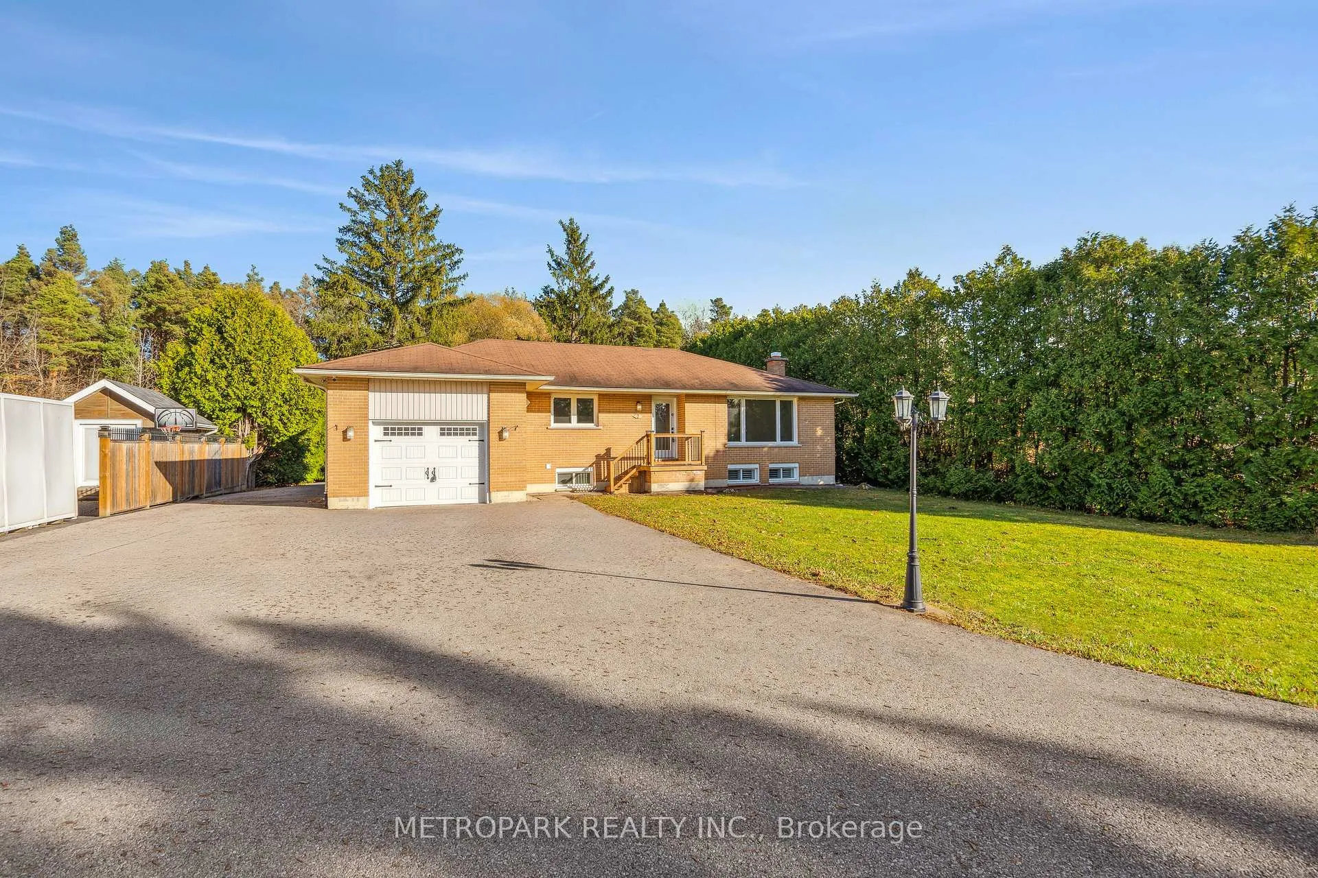 Front of 7 Lamers Road