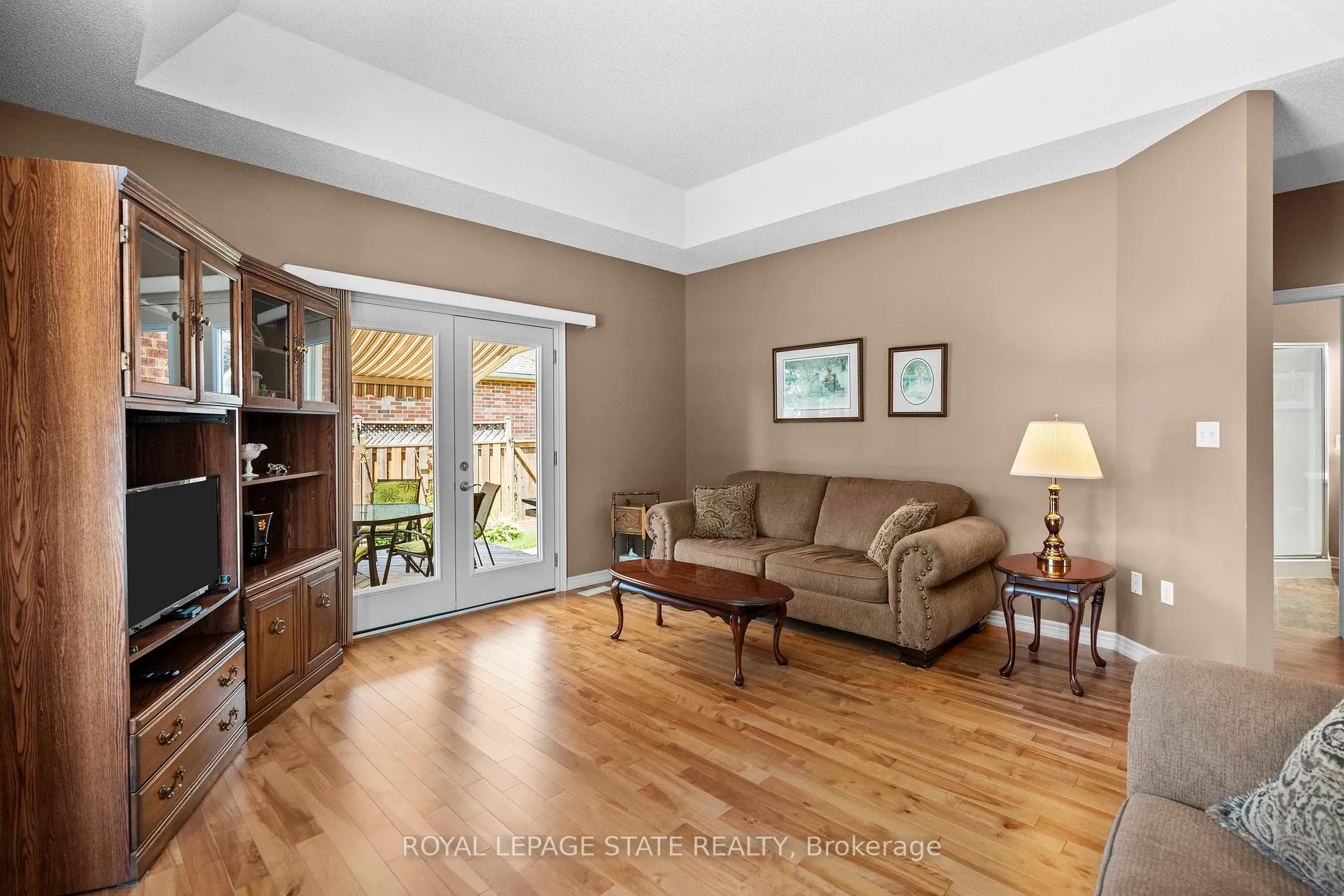 Photo 12 of 36 Twentyplace Boulevard, Hamilton, Rural Glanbrook — HOMEH