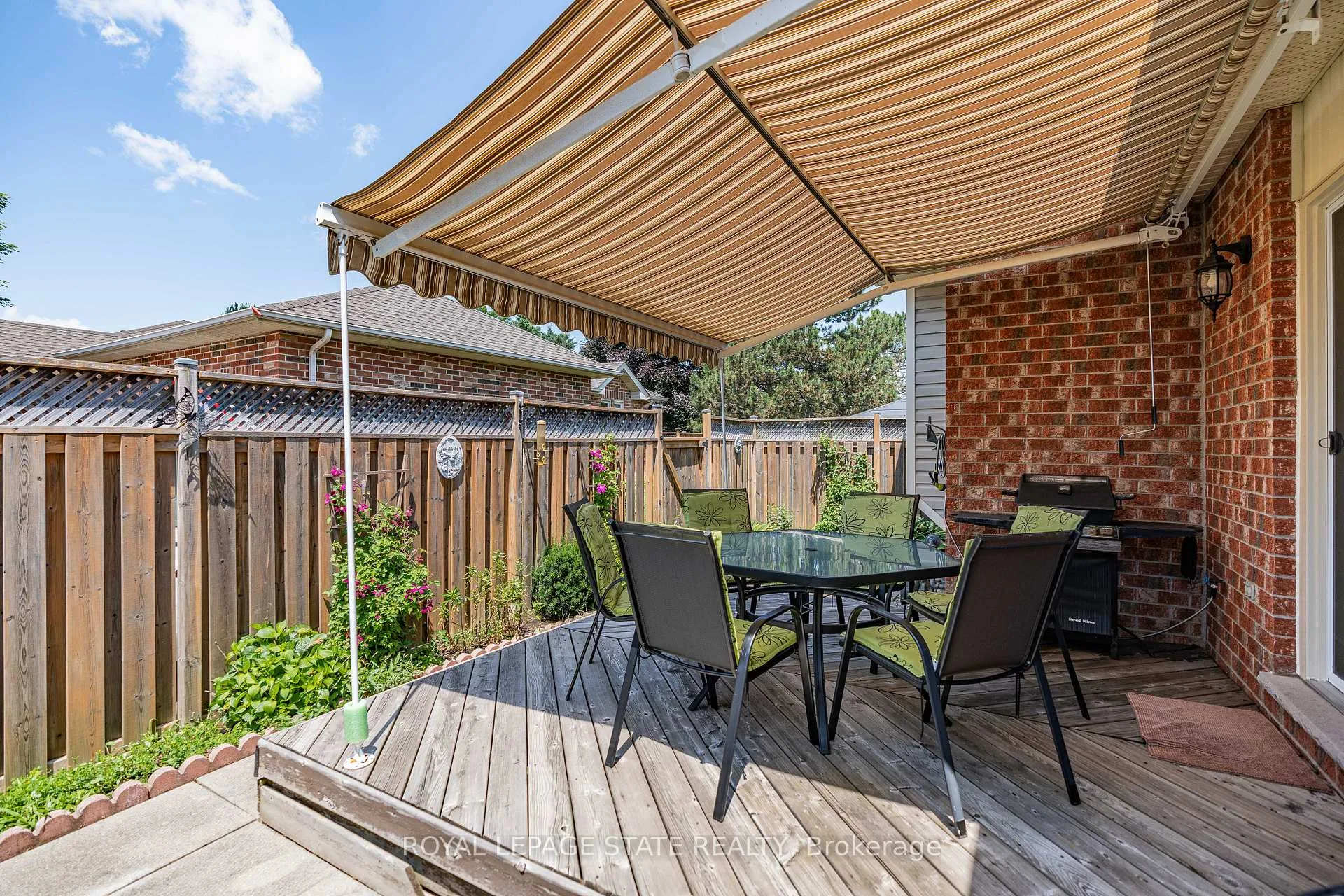 Photo 36 of 36 Twentyplace Boulevard, Hamilton, Rural Glanbrook — HOMEH