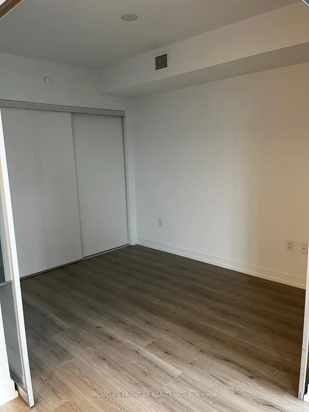 Photo 6 of Unit 1207, 395 Bloor Street E, Toronto, North St. James Town — HOMEH