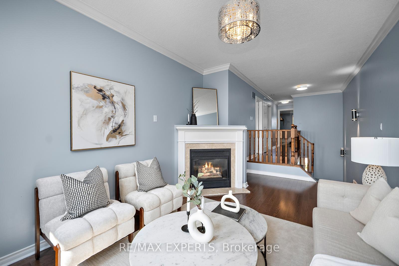 Photo 11 of 19 Hubert Corless Drive, Caledon, Bolton East — HOMEH