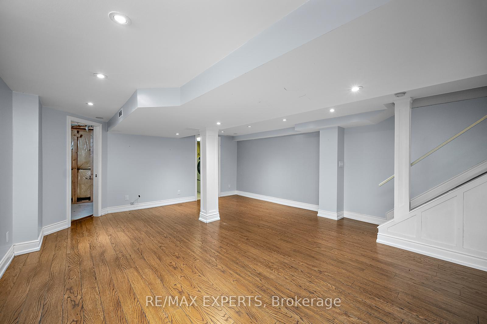 Photo 16 of 19 Hubert Corless Drive, Caledon, Bolton East — HOMEH