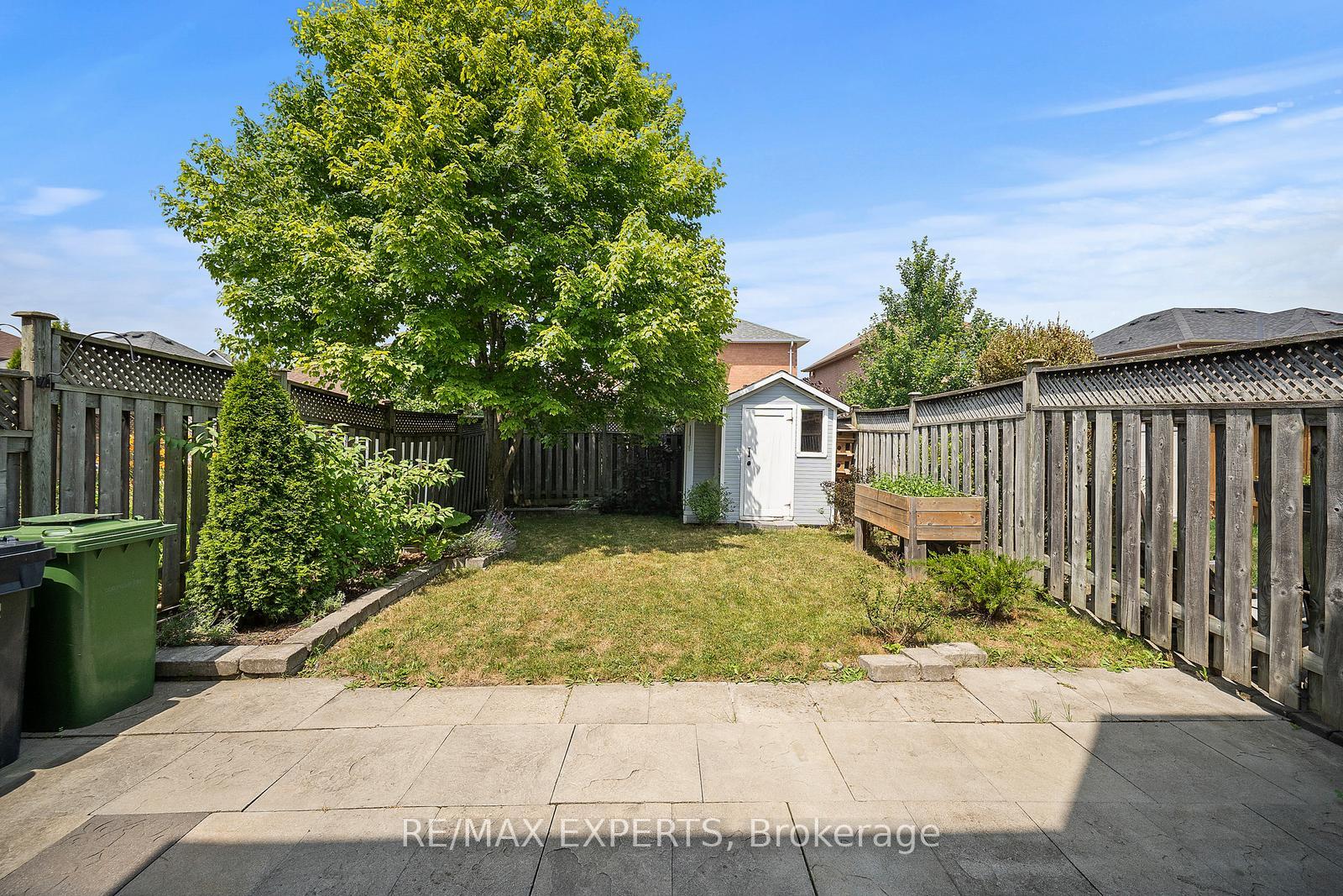 Photo 9 of 19 Hubert Corless Drive, Caledon, Bolton East — HOMEH