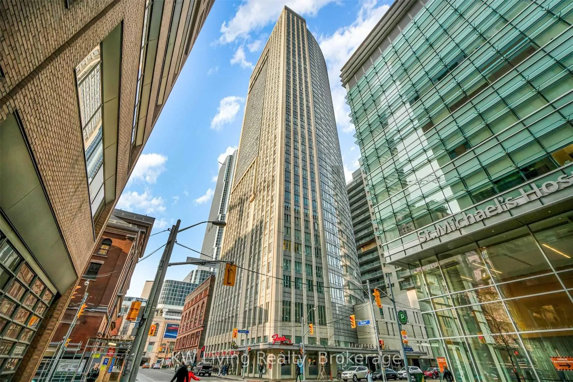 Front of Unit 2508, 210 Victoria Street