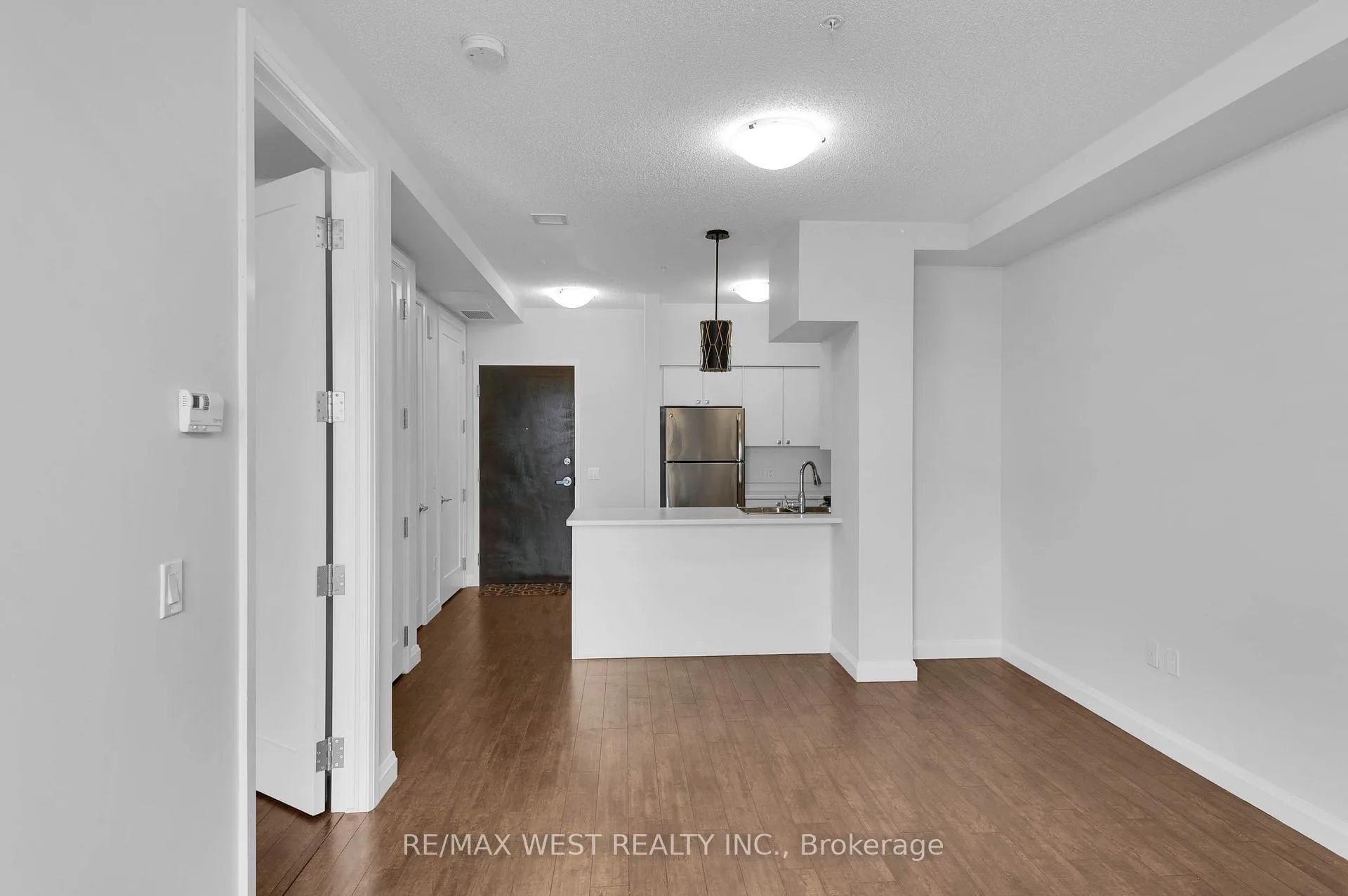 Photo 3 of Unit 1002, 112 King Street E, Hamilton, Central — HOMEH