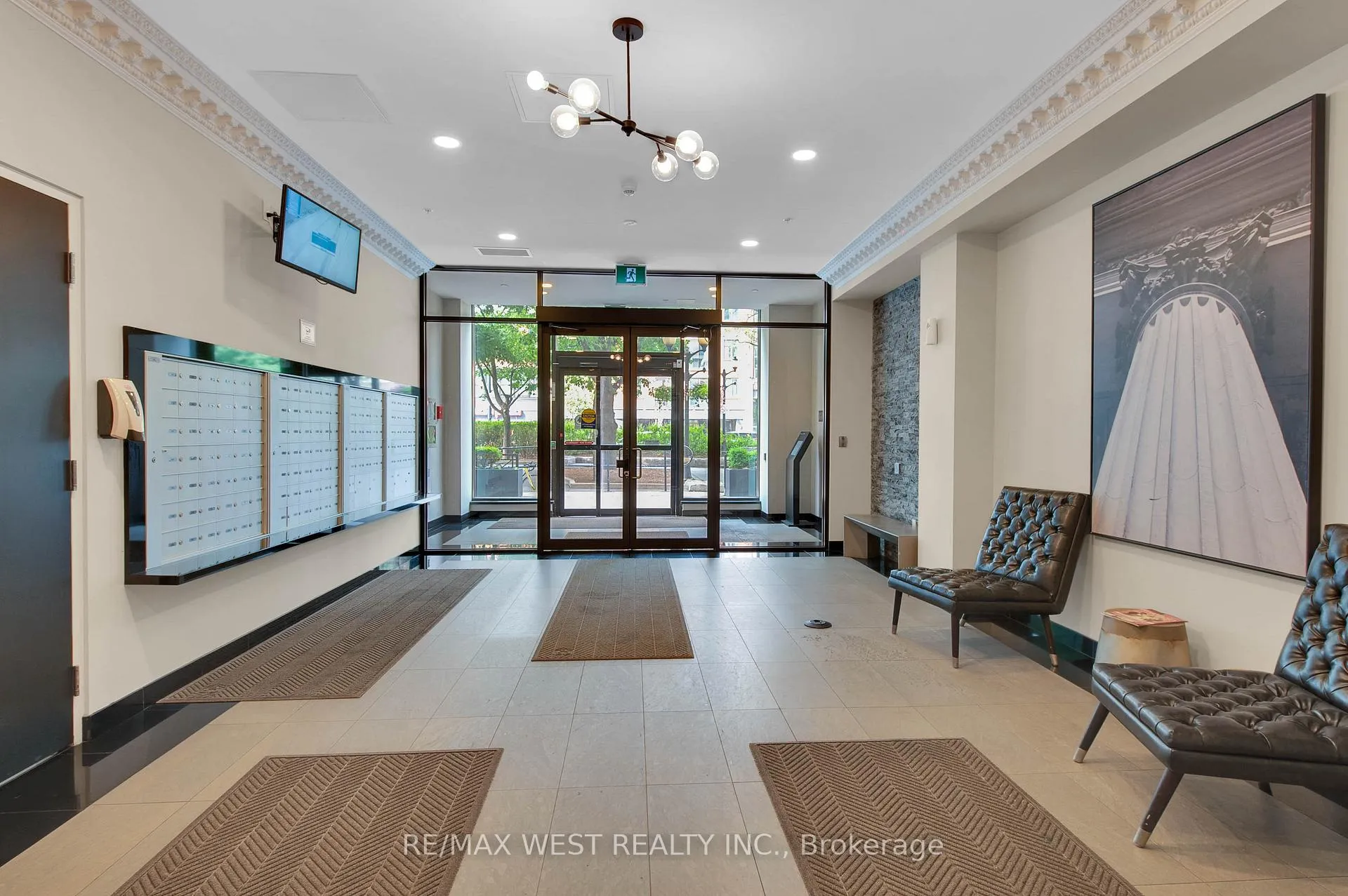 Photo 15 of Unit 1002, 112 King Street E, Hamilton, Central — HOMEH