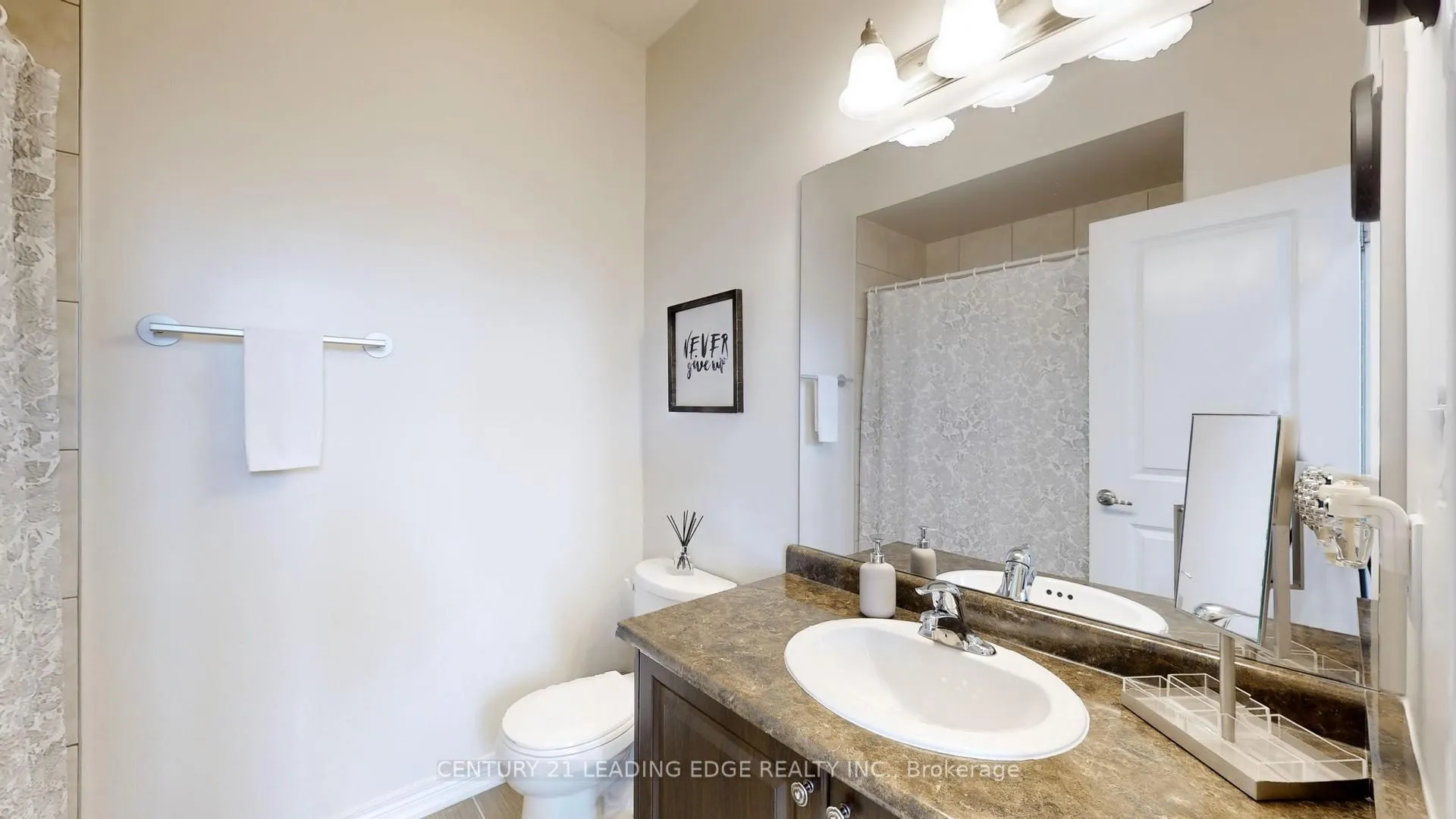 Photo 26 of 61 Pelee Avenue, Vaughan, Kleinburg — HOMEH