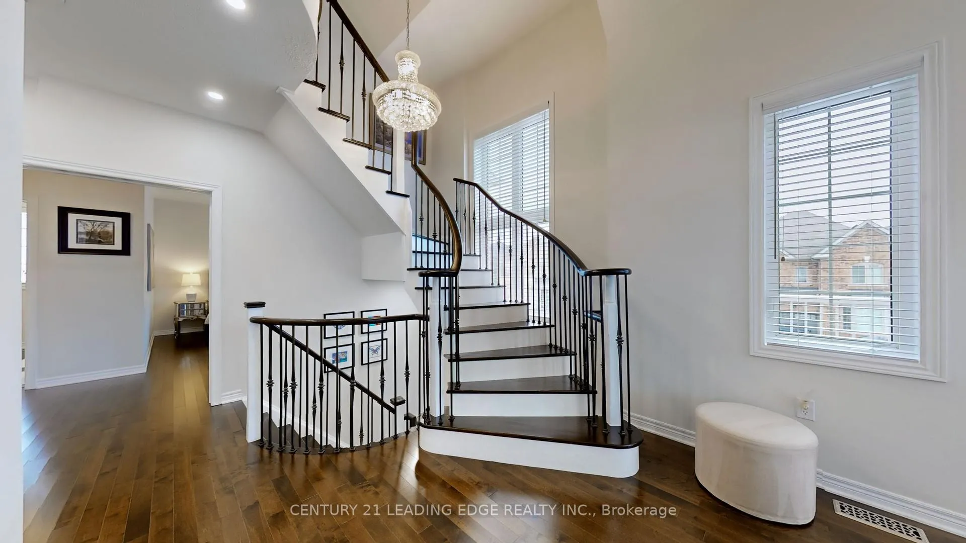 Photo 29 of 61 Pelee Avenue, Vaughan, Kleinburg — HOMEH