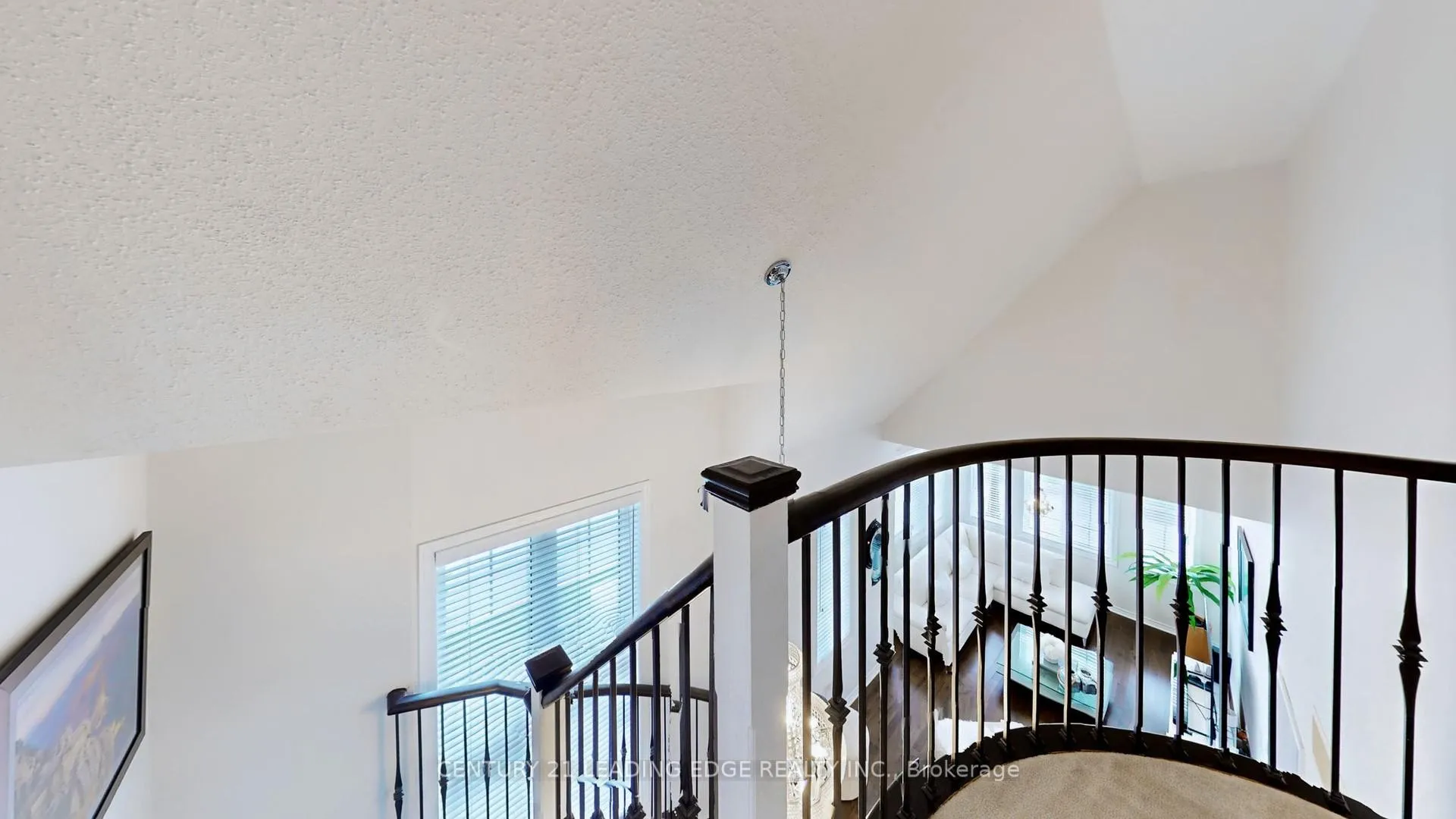 Photo 30 of 61 Pelee Avenue, Vaughan, Kleinburg — HOMEH