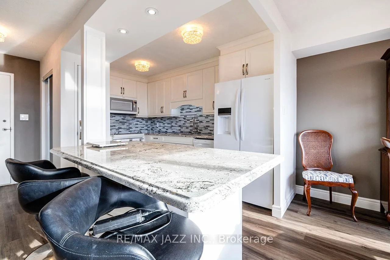 Photo 9 of Unit 623, 50 Richmond Street E, Oshawa, McLaughlin — HOMEH