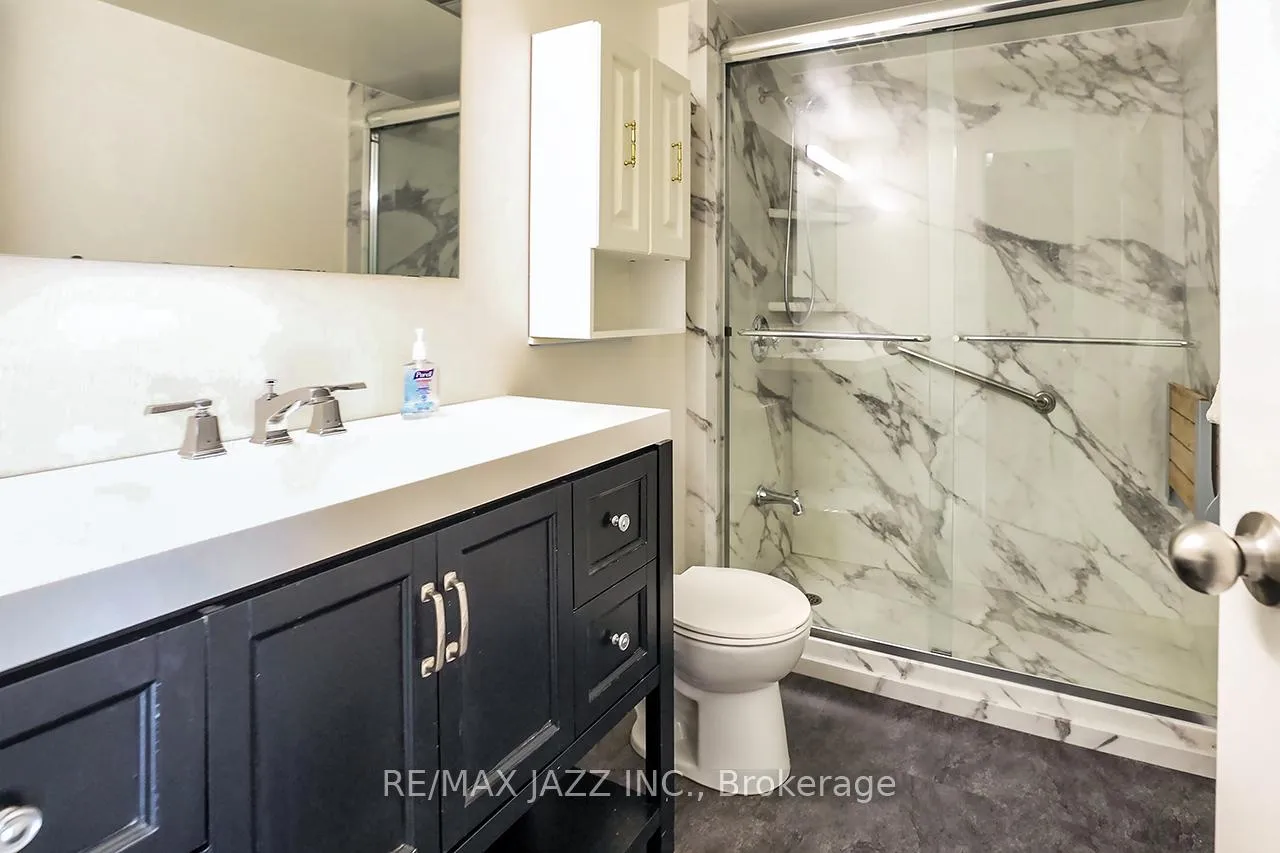 Photo 19 of Unit 623, 50 Richmond Street E, Oshawa, McLaughlin — HOMEH