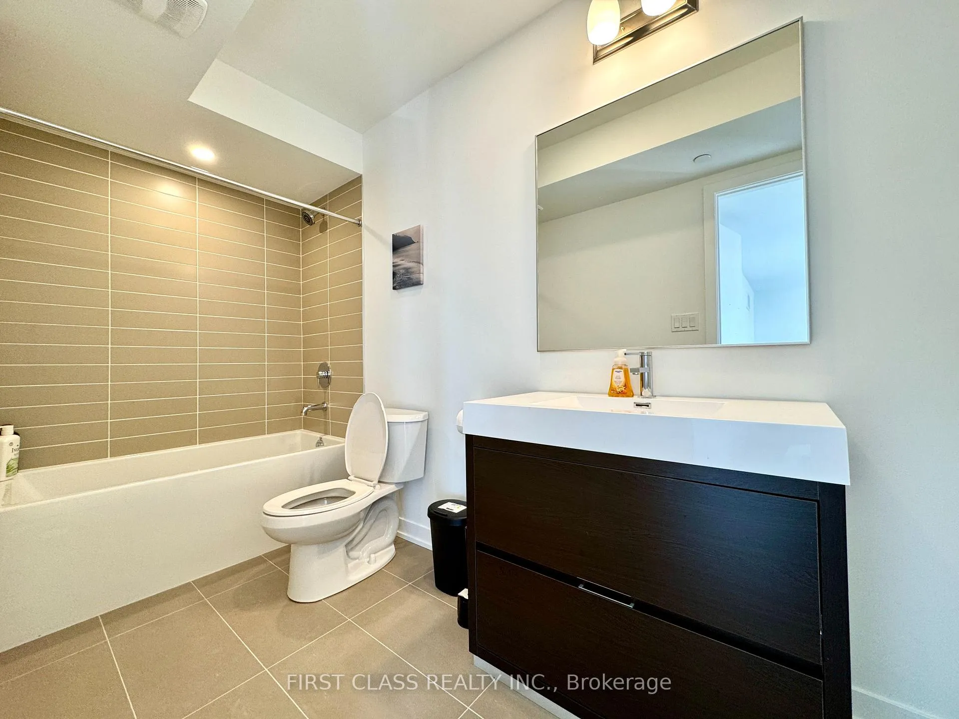 Photo 6 of 62 Turtle Island Road, Toronto, Englemount-Lawrence — HOMEH