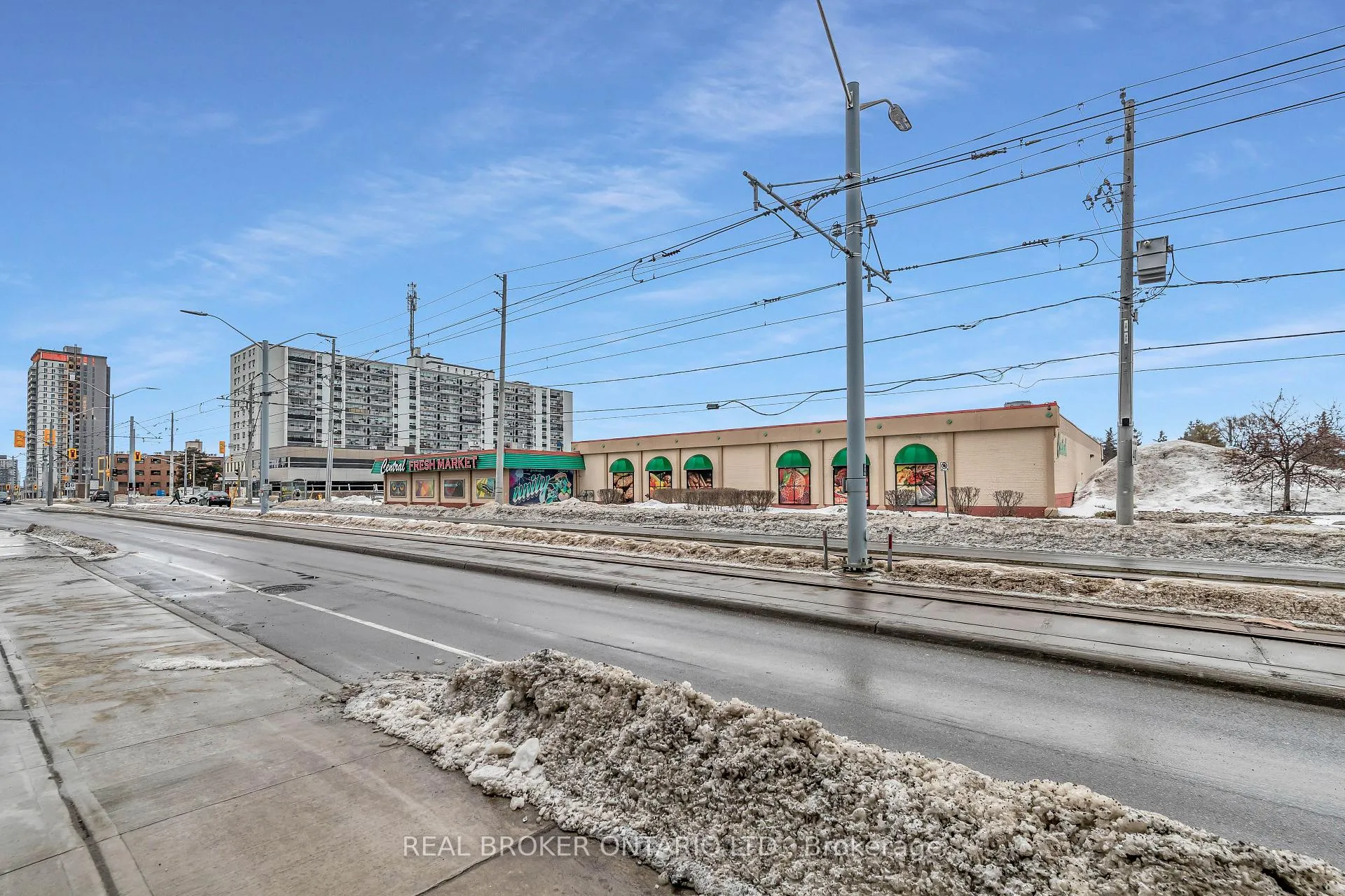 Photo 35 of Unit 102, 741 King Street W, Kitchener — HOMEH