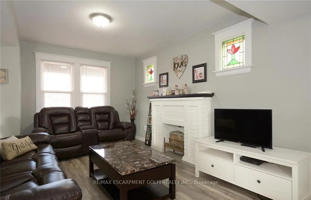 Photo 7 of 166 Fairfield Avenue, Hamilton, Homeside — HOMEH