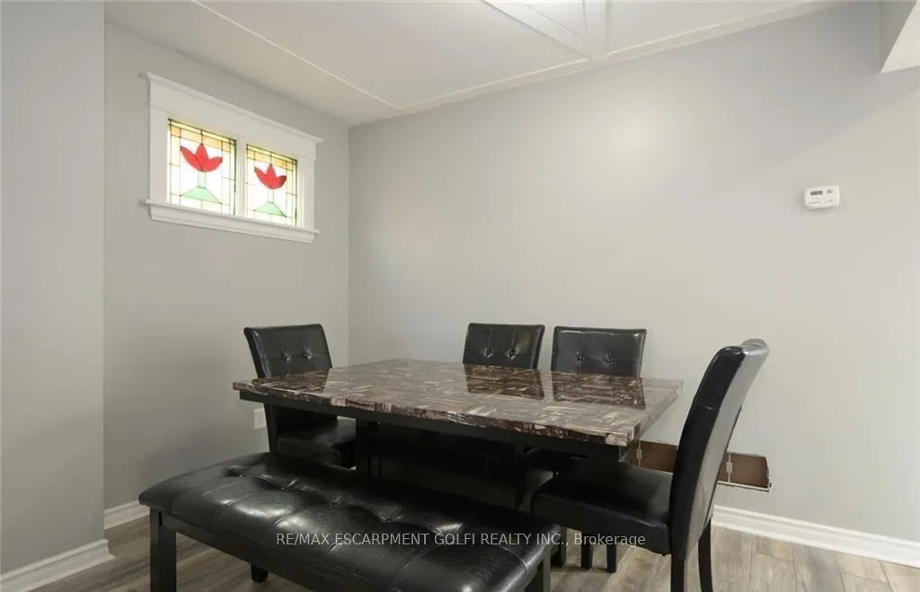 Photo 8 of 166 Fairfield Avenue, Hamilton, Homeside — HOMEH