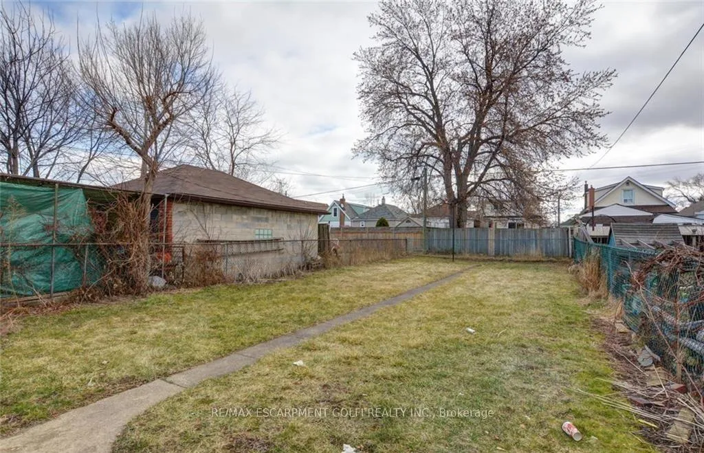 Photo 20 of 166 Fairfield Avenue, Hamilton, Homeside — HOMEH