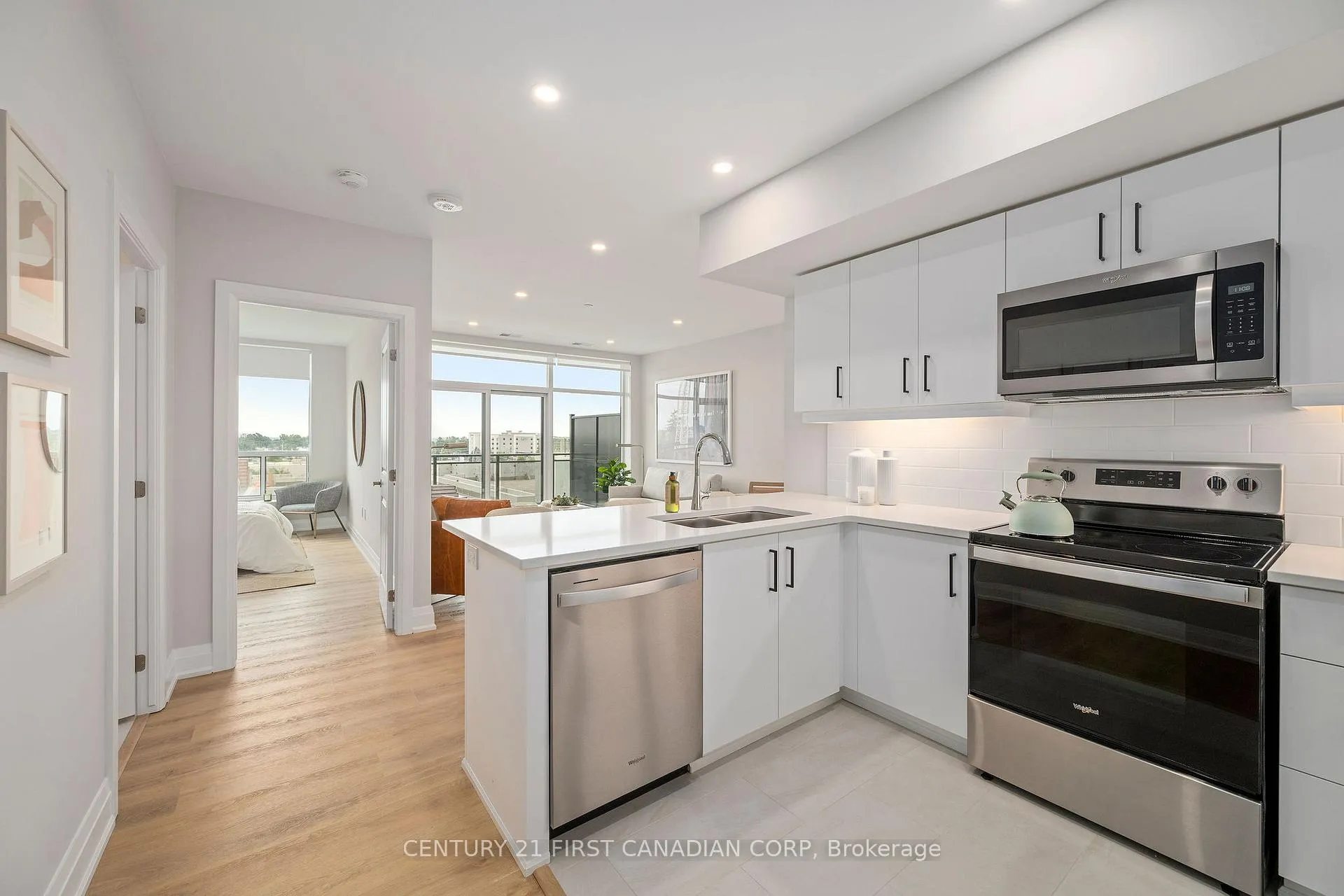 Photo 3 of Unit 610, 4286 King Street, Kitchener — HOMEH