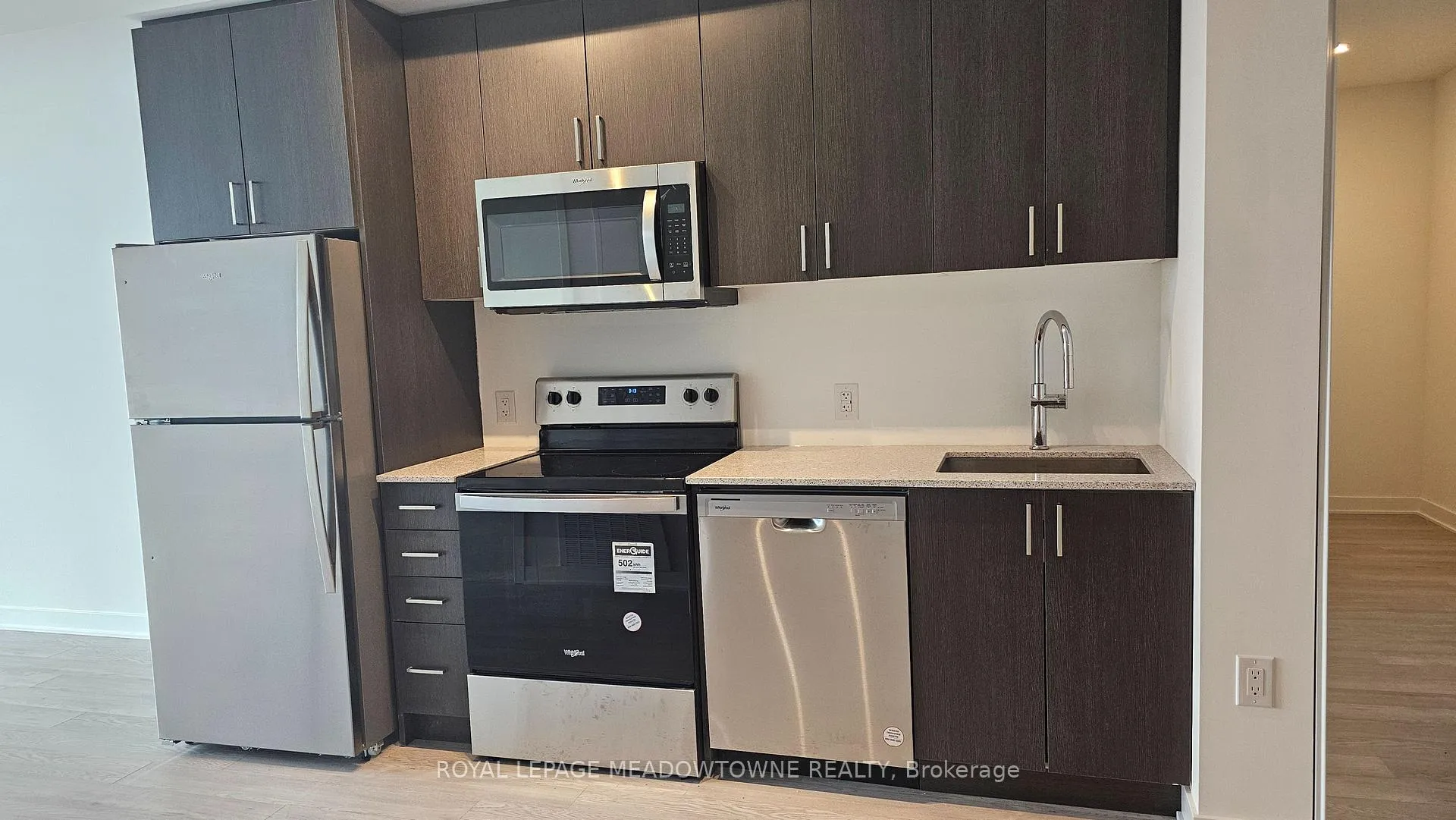 Photo 11 of Unit 411, 2782 Barton Street, Hamilton, Riverdale — HOMEH