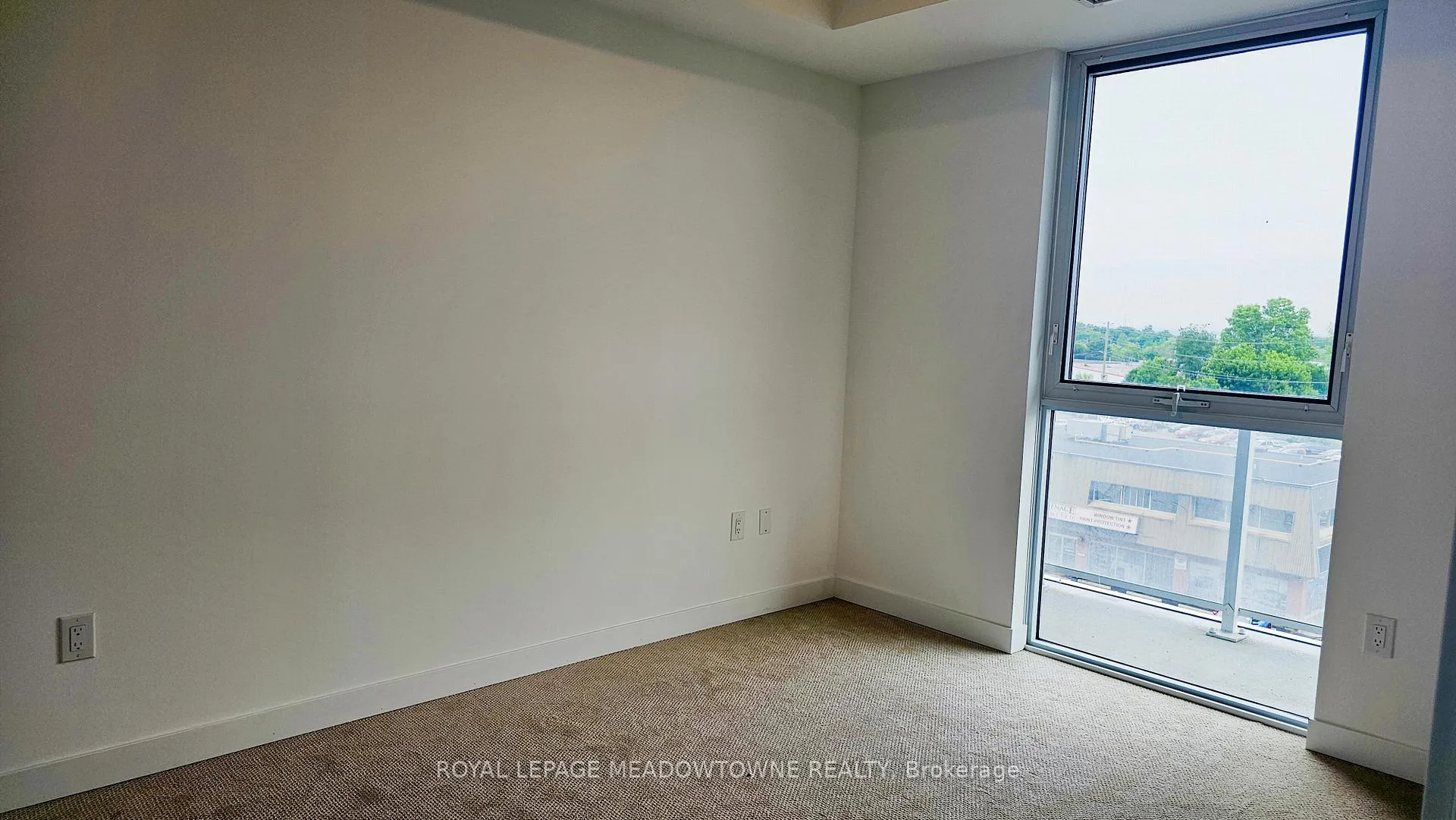 Photo 23 of Unit 411, 2782 Barton Street, Hamilton, Riverdale — HOMEH