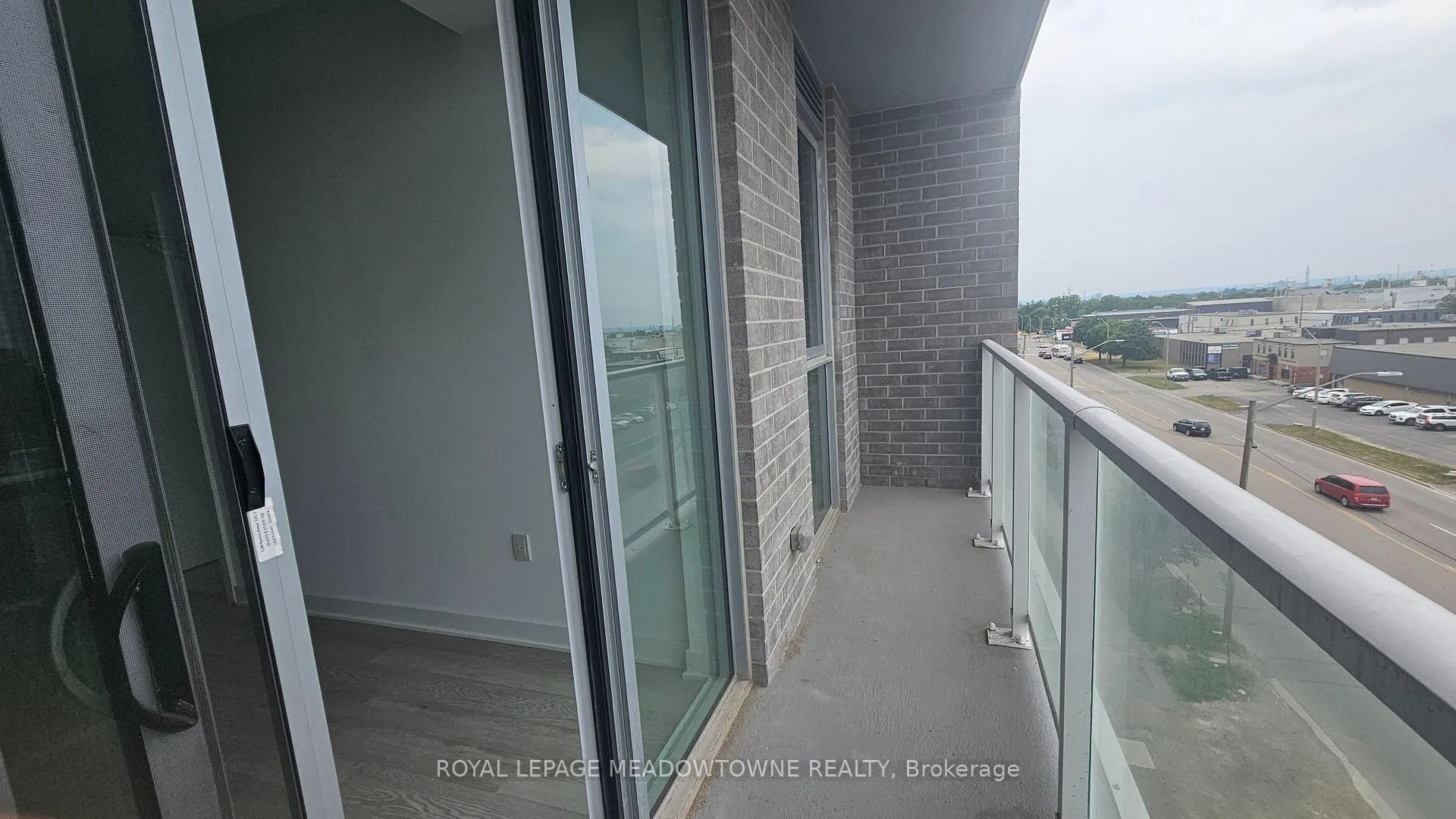 Photo 27 of Unit 411, 2782 Barton Street, Hamilton, Riverdale — HOMEH