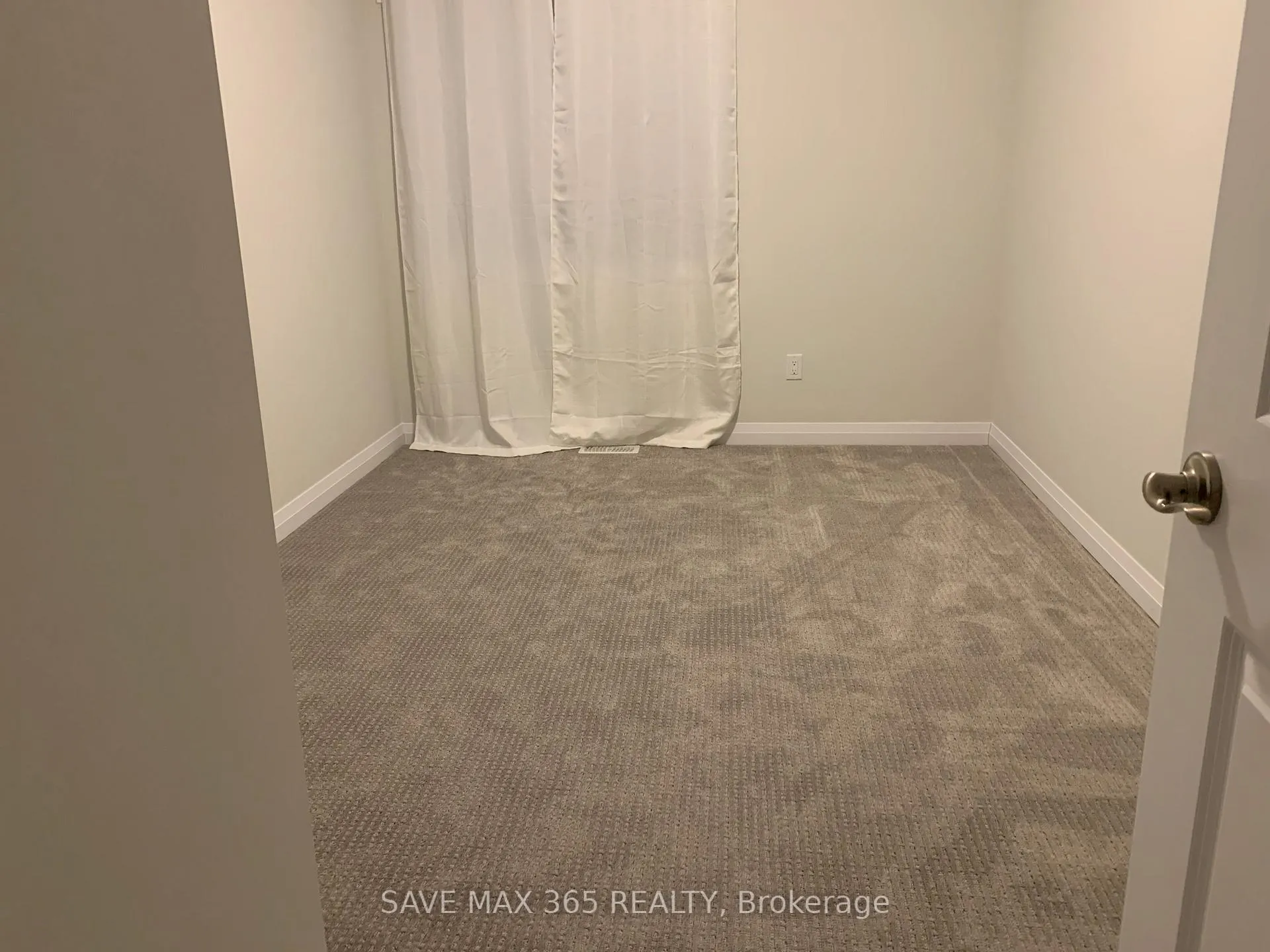 Photo 13 of Unit 55, 3 Bank Swallow Crescent, Kitchener — HOMEH