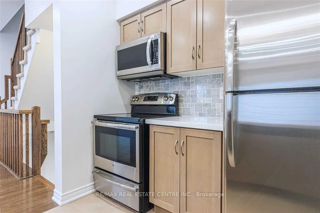 Photo 13 of Unit 38, 257 Parkside Drive, Hamilton, Ancaster — HOMEH