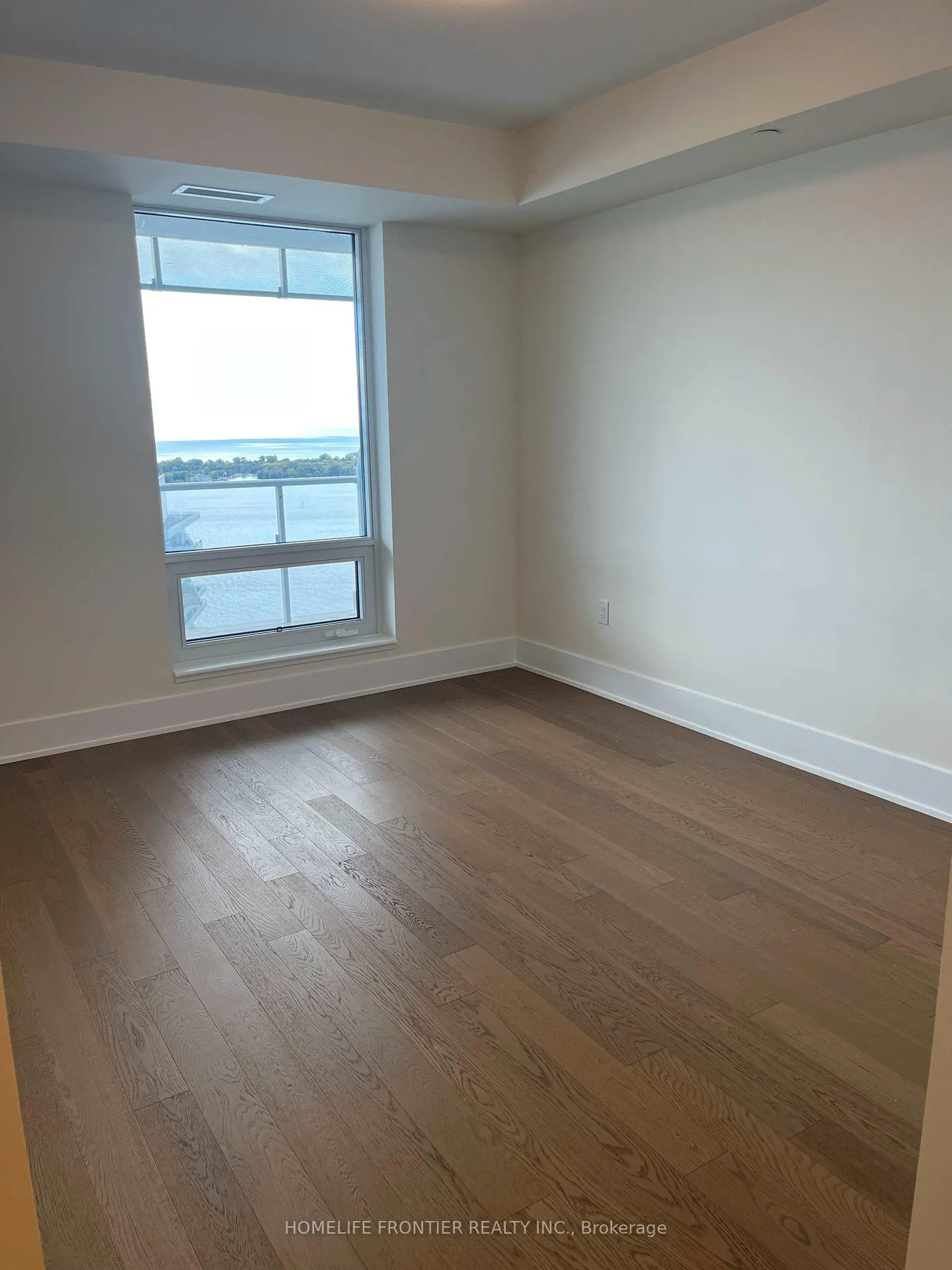 Photo 5 of Unit 3901, 28 Freeland Street, Toronto, Waterfront Communities — HOMEH