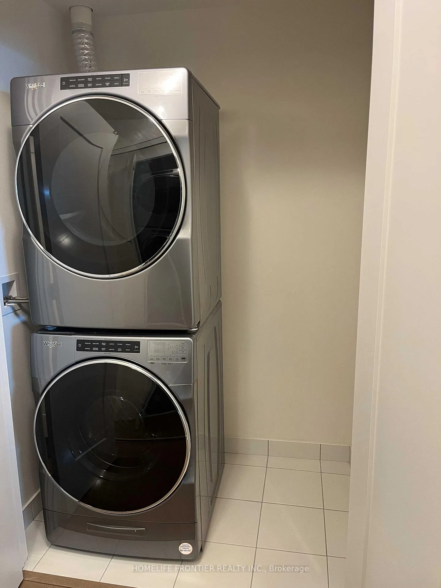 Photo 8 of Unit 3901, 28 Freeland Street, Toronto, Waterfront Communities — HOMEH