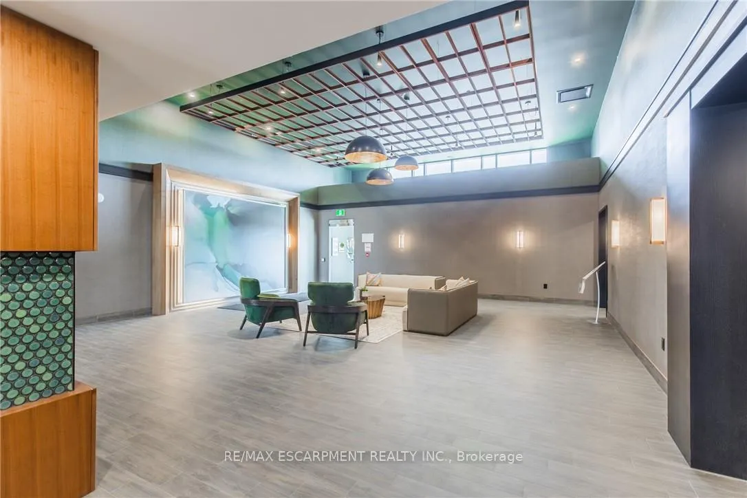 Photo 17 of Unit 627, 10 Mallard Trail, Hamilton, Waterdown — HOMEH