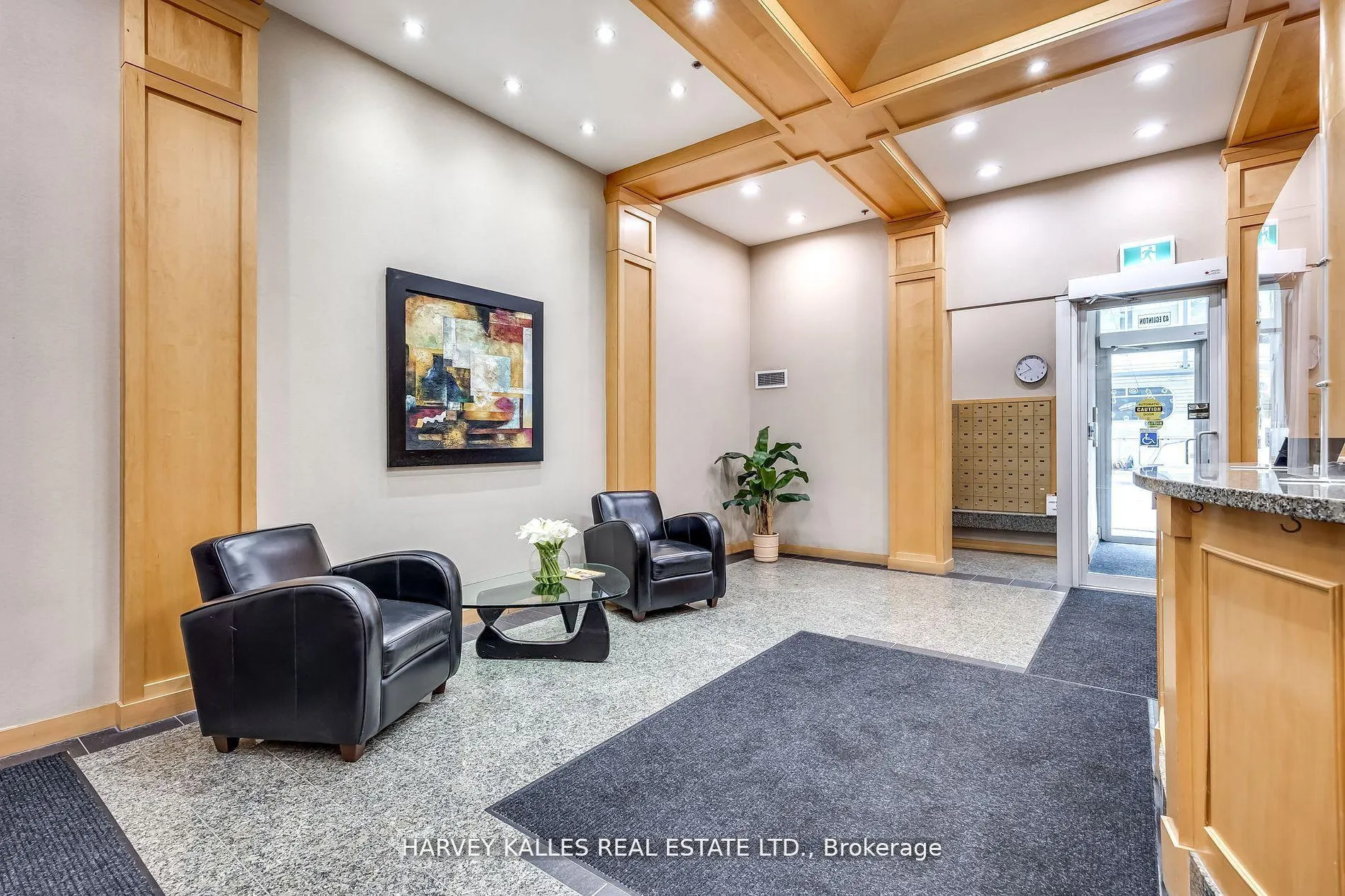 Photo 4 of Unit 1201, 43 Eglinton Avenue E, Toronto, Mount Pleasant West — HOMEH
