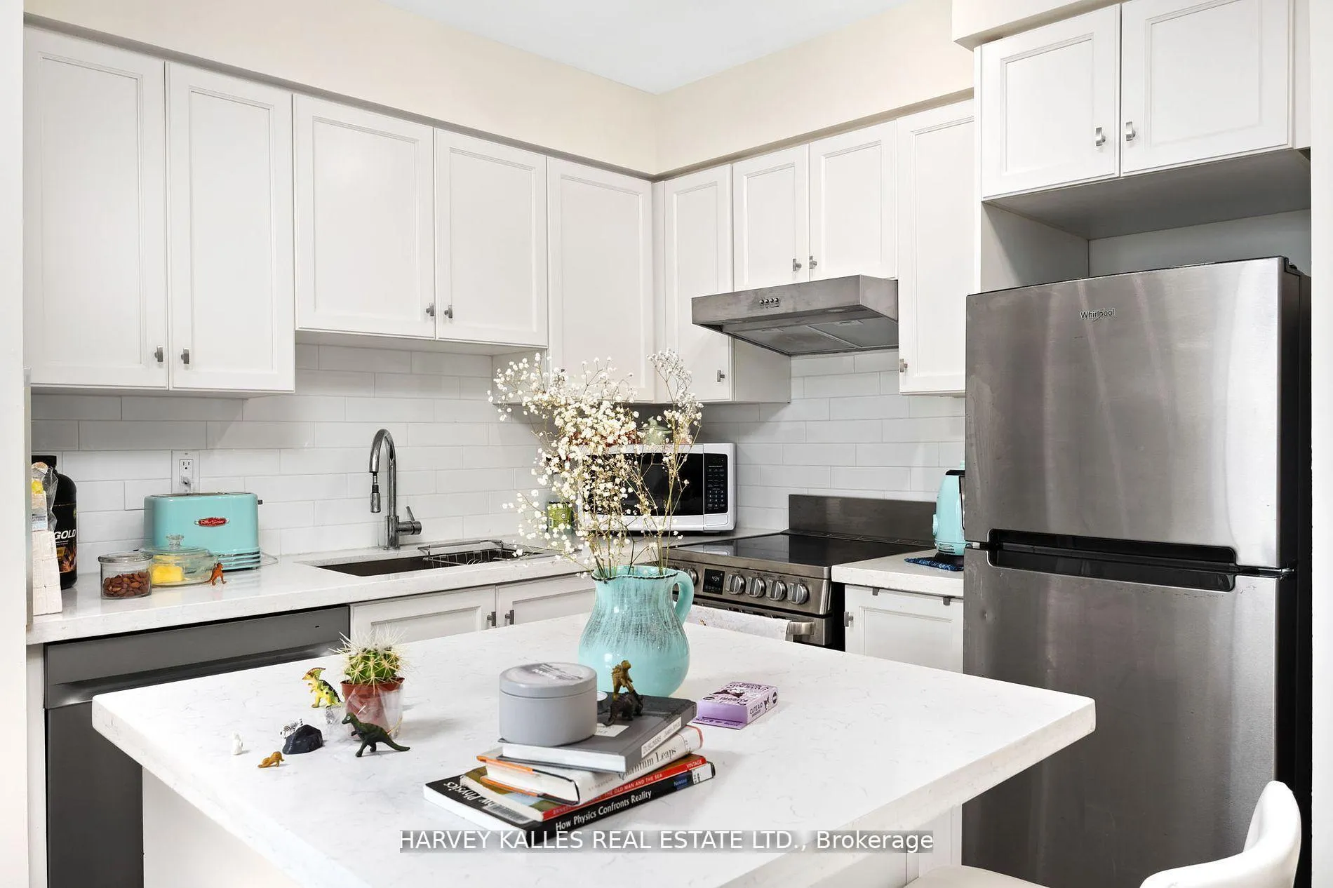 Photo 15 of Unit 1201, 43 Eglinton Avenue E, Toronto, Mount Pleasant West — HOMEH