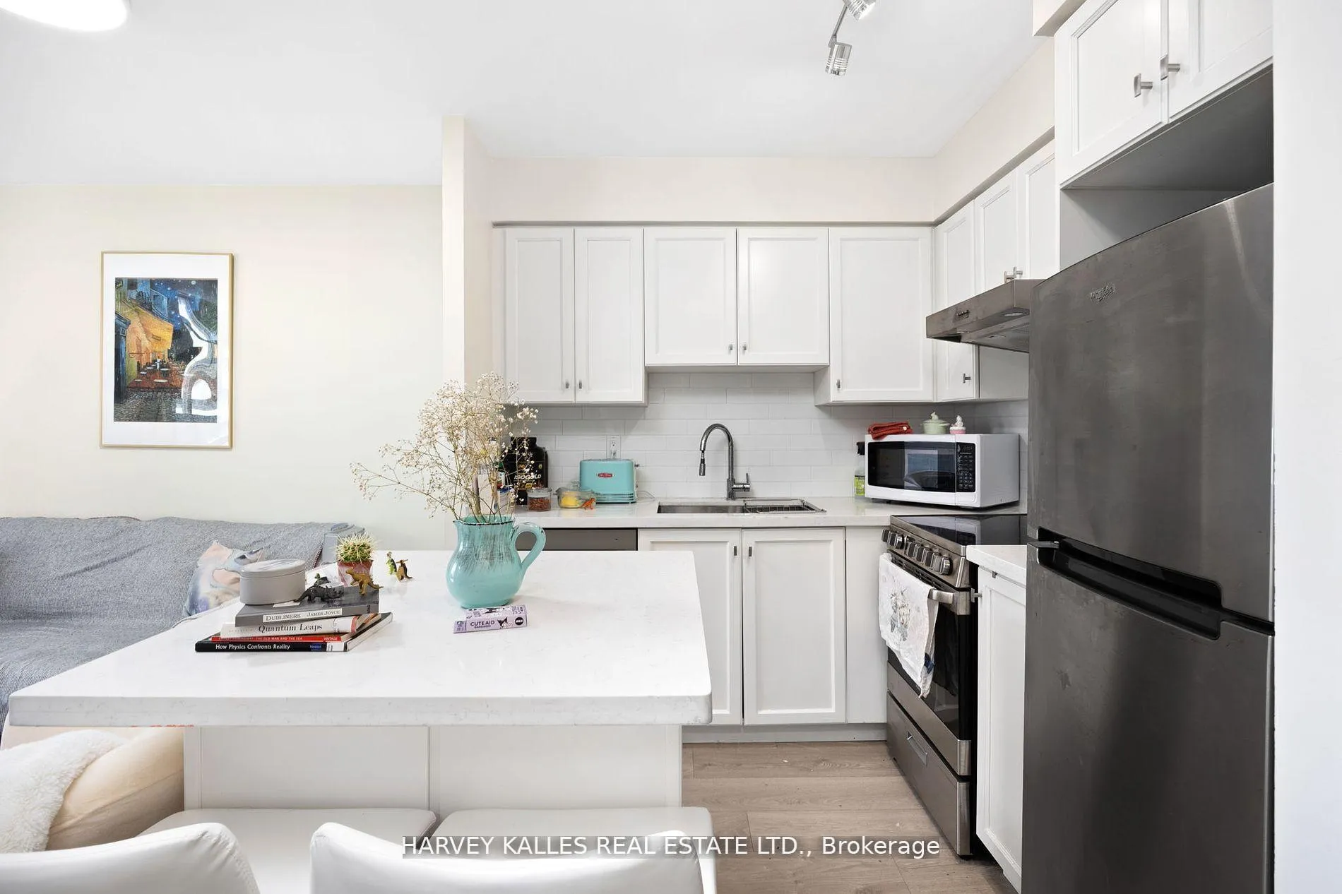 Photo 17 of Unit 1201, 43 Eglinton Avenue E, Toronto, Mount Pleasant West — HOMEH