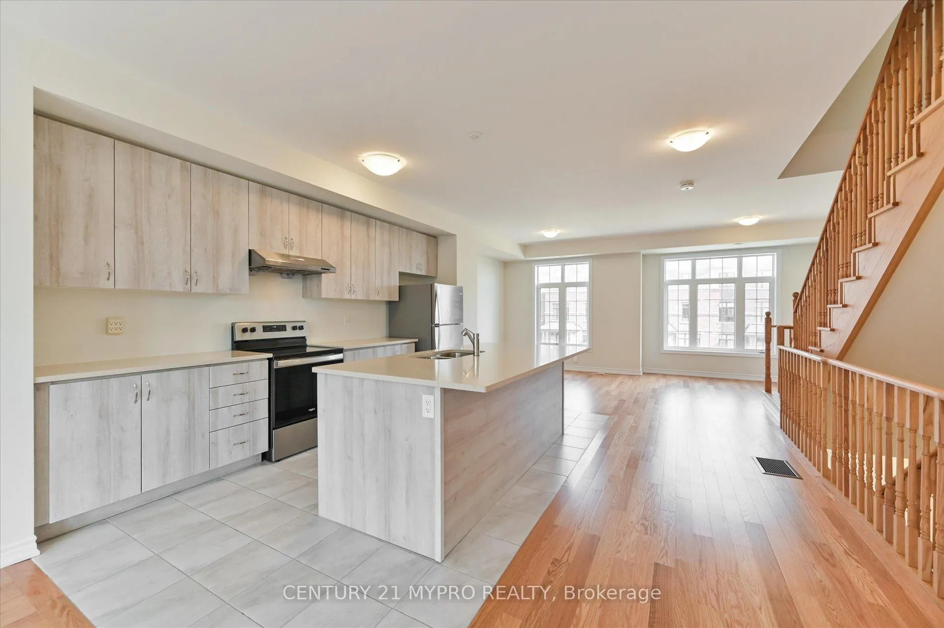 Photo 13 of 8 Petch Avenue, Caledon, Rural Caledon — HOMEH