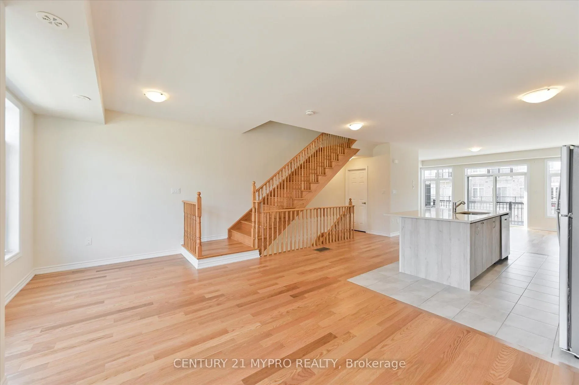 Photo 20 of 8 Petch Avenue, Caledon, Rural Caledon — HOMEH