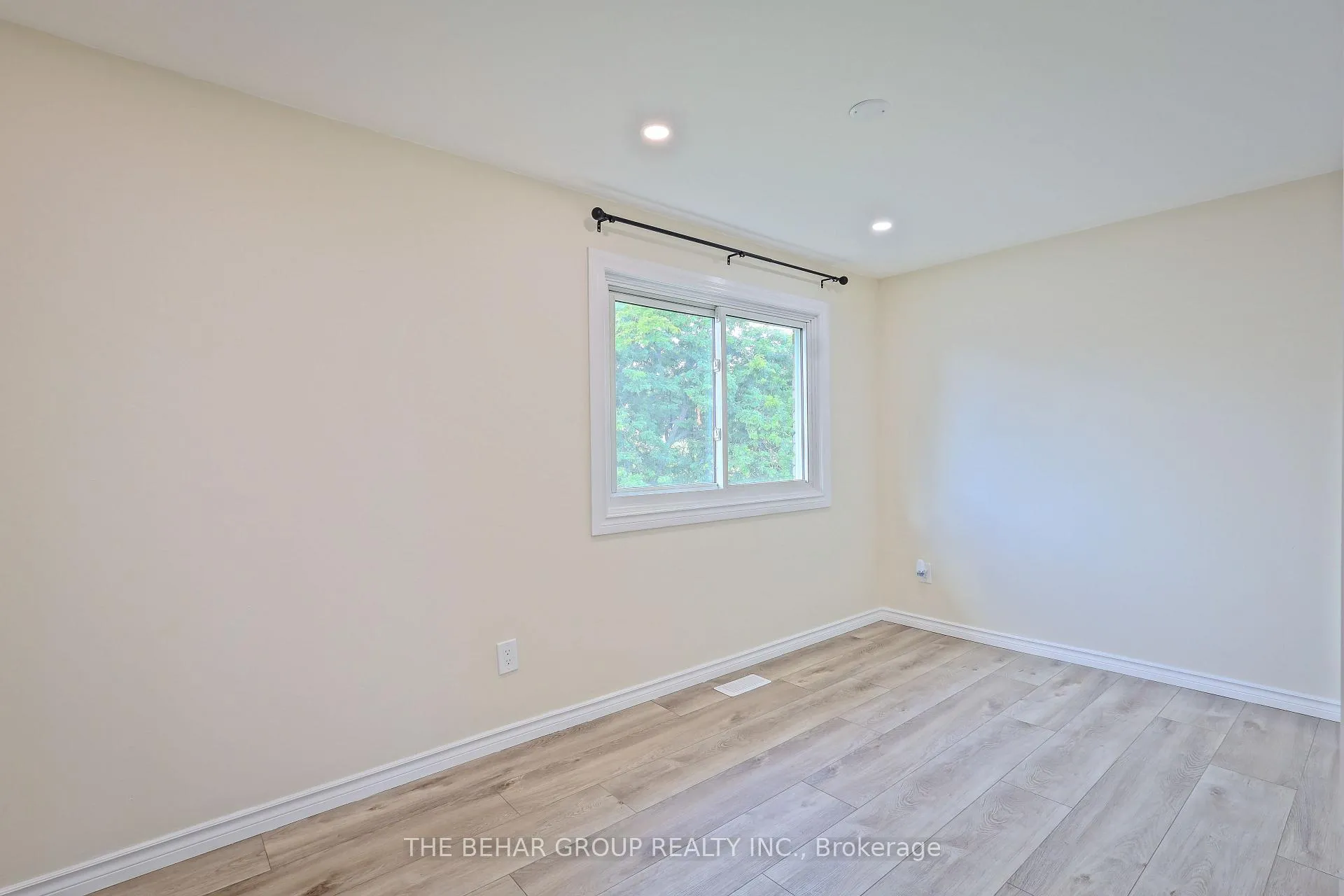 Photo 23 of Unit 149, 11 Queenslea Drive E, Hamilton, Quinndale — HOMEH